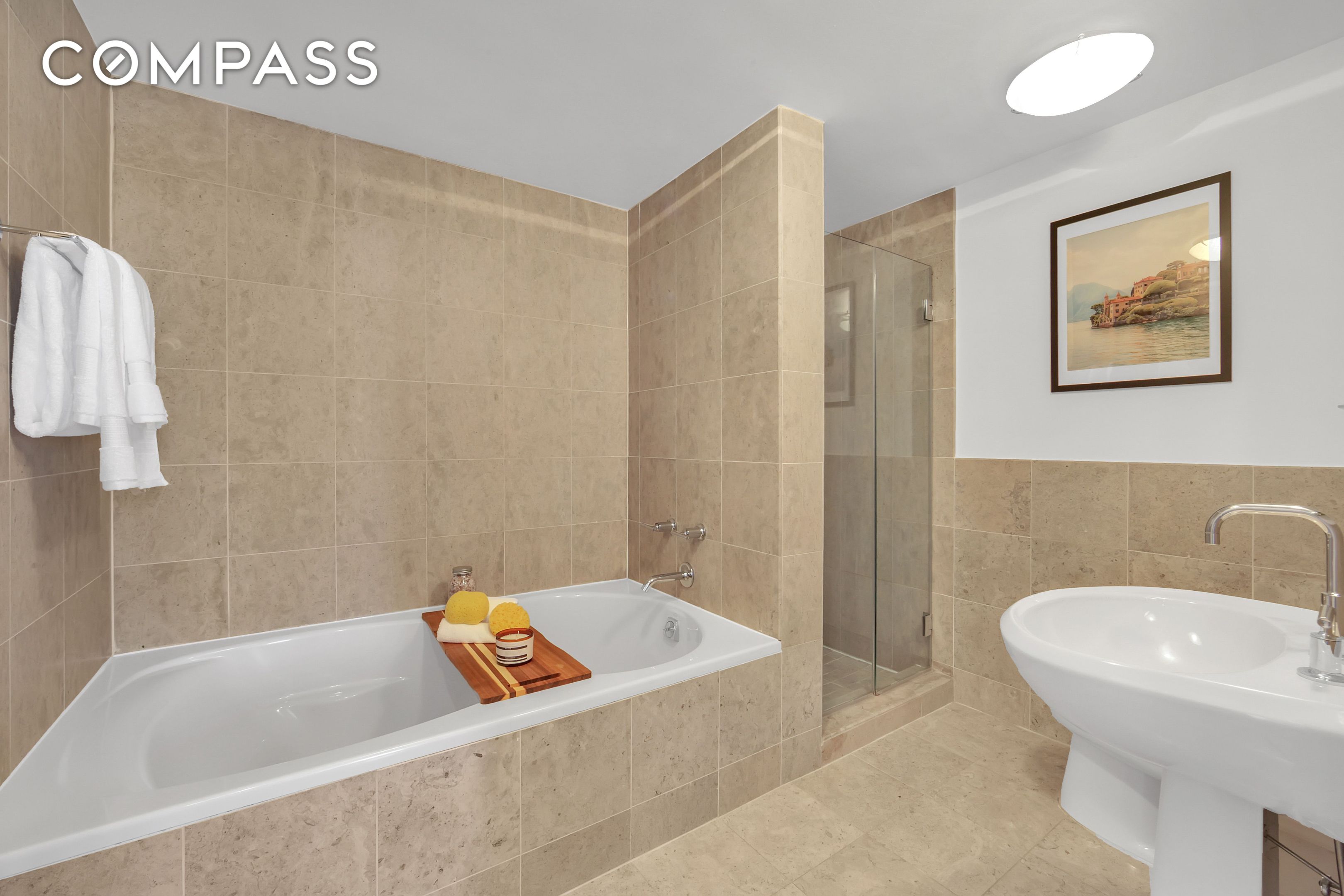 #14 photo, 1485 5th Avenue, マンハッタン Harlem , NY 10035