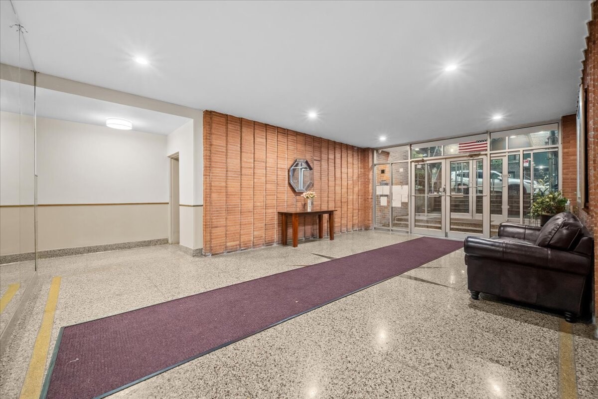 #13 photo, 3200 NETHERLAND Avenue, Central Riverdale , NY 10463