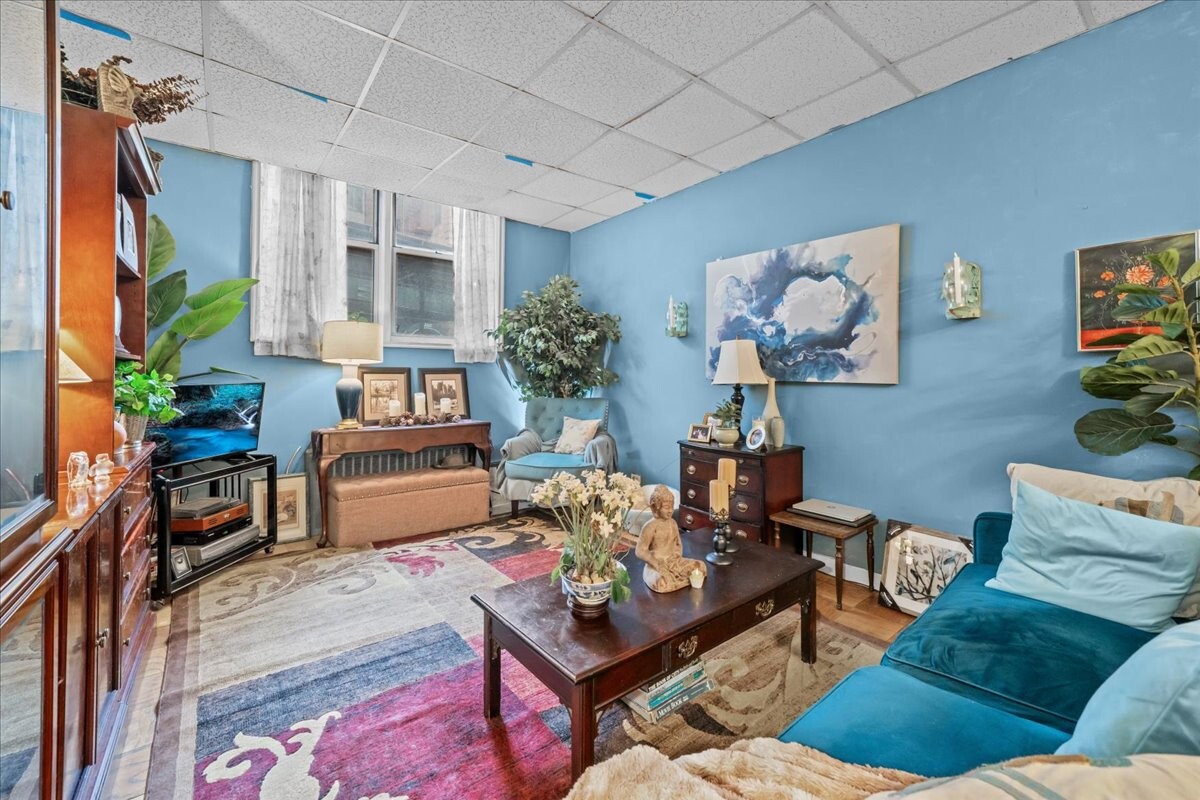 #6 photo, 3200 NETHERLAND Avenue, Central Riverdale , NY 10463