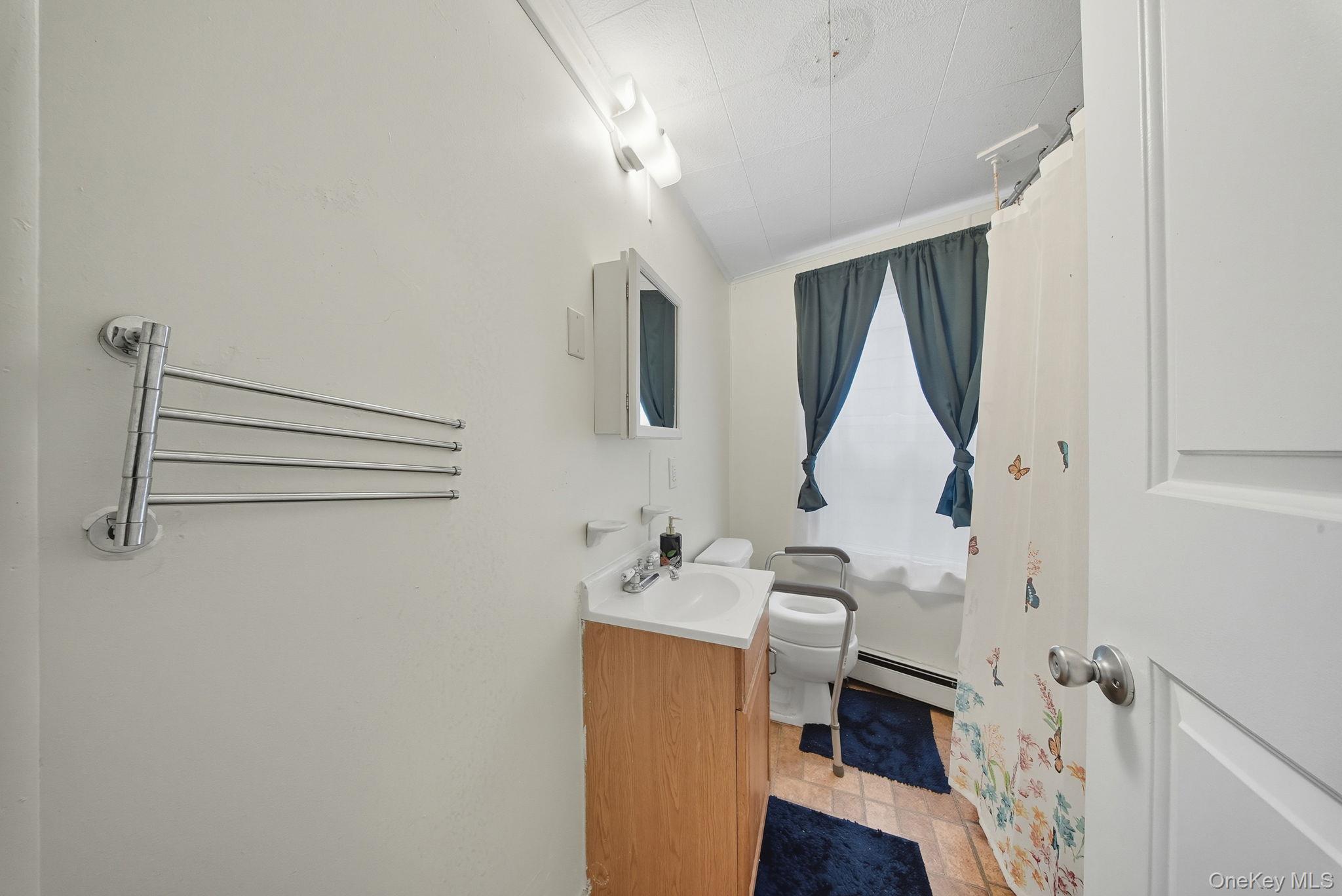 #8 photo, 5 New Street, Port Jervis , NY 12771