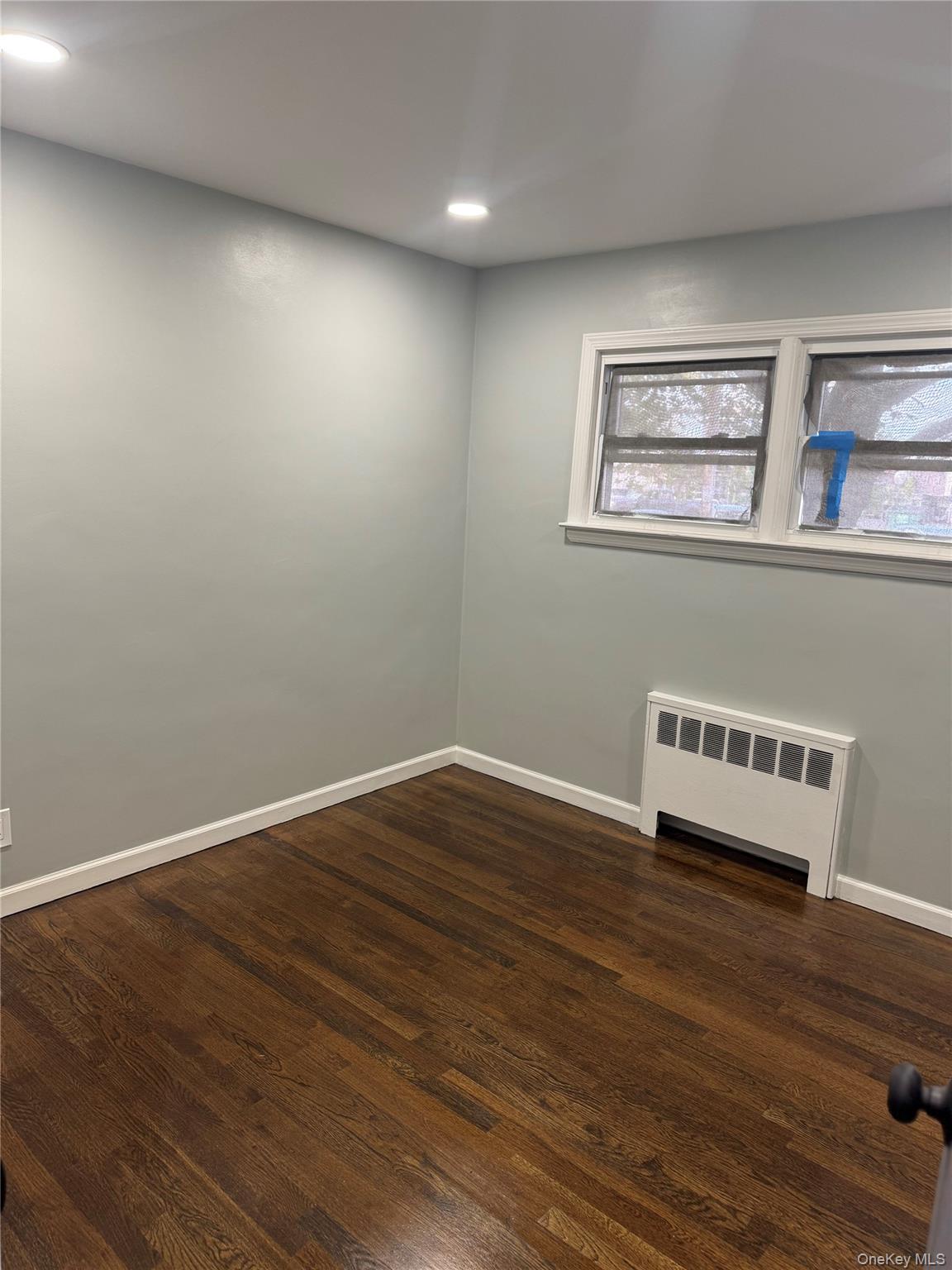 #12 photo, 197 Ivy Street, West Hempstead , NY 11552