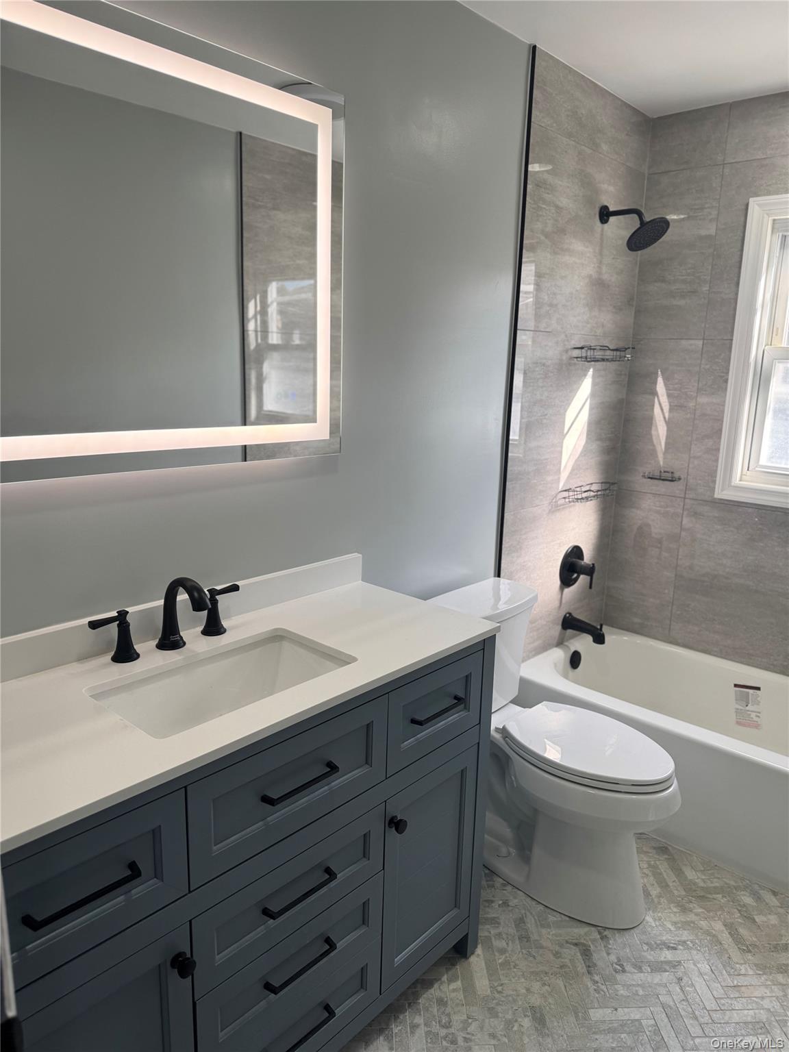 #17 photo, 197 Ivy Street, West Hempstead , NY 11552