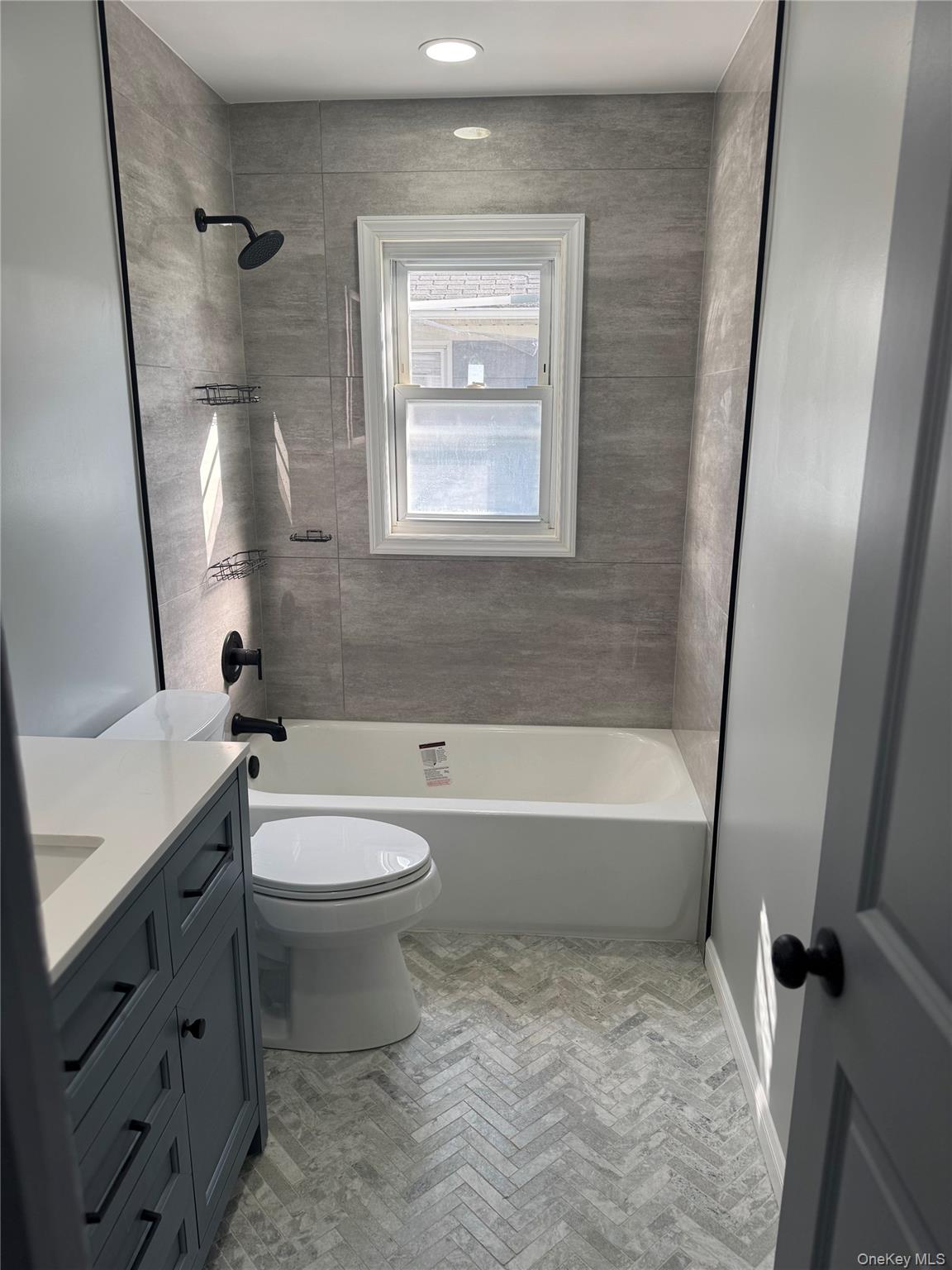 #18 photo, 197 Ivy Street, West Hempstead , NY 11552