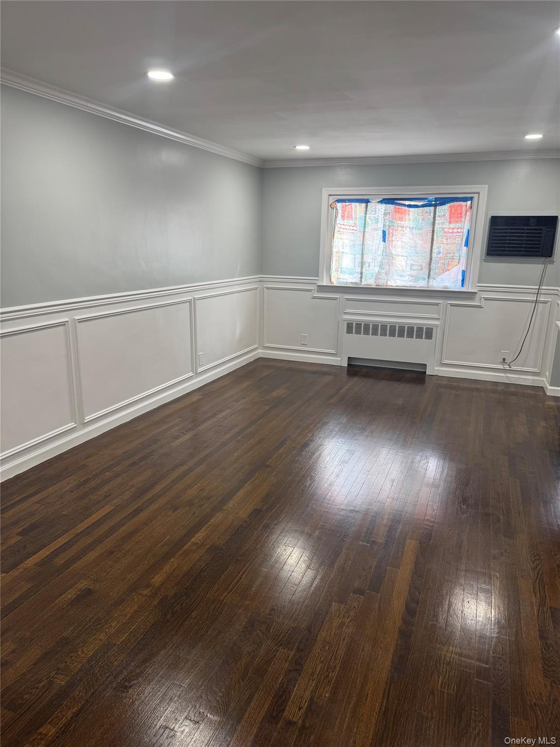 #8 photo, 197 Ivy Street, West Hempstead , NY 11552