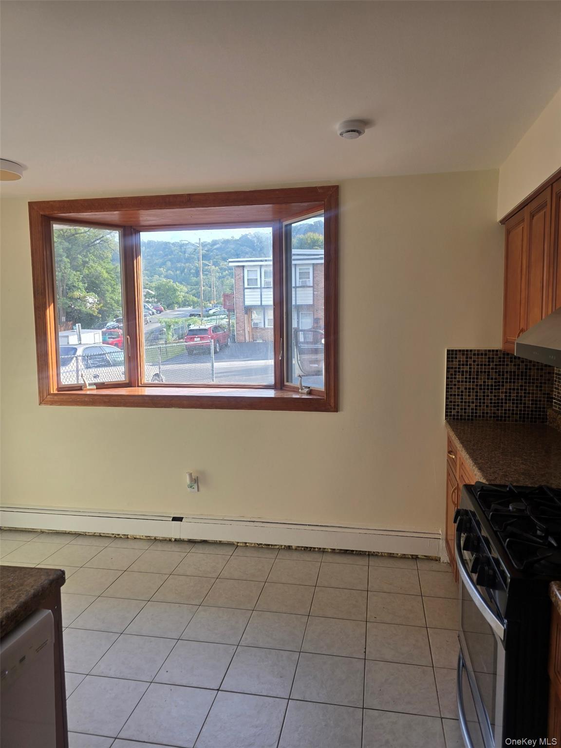 #16 photo, 12 Hillside Avenue, Garnerville , NY 10993