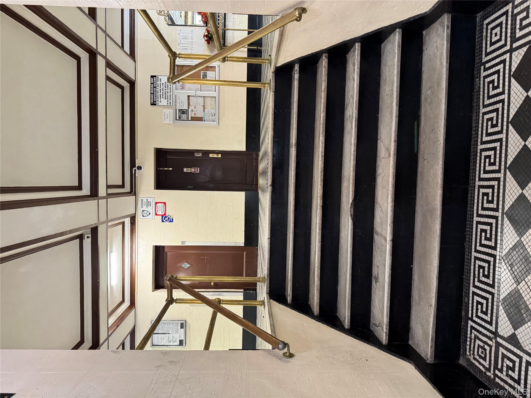 #18 photo, 2922 Barnes Avenue, ブロンクス区 Bronx , NY 10467