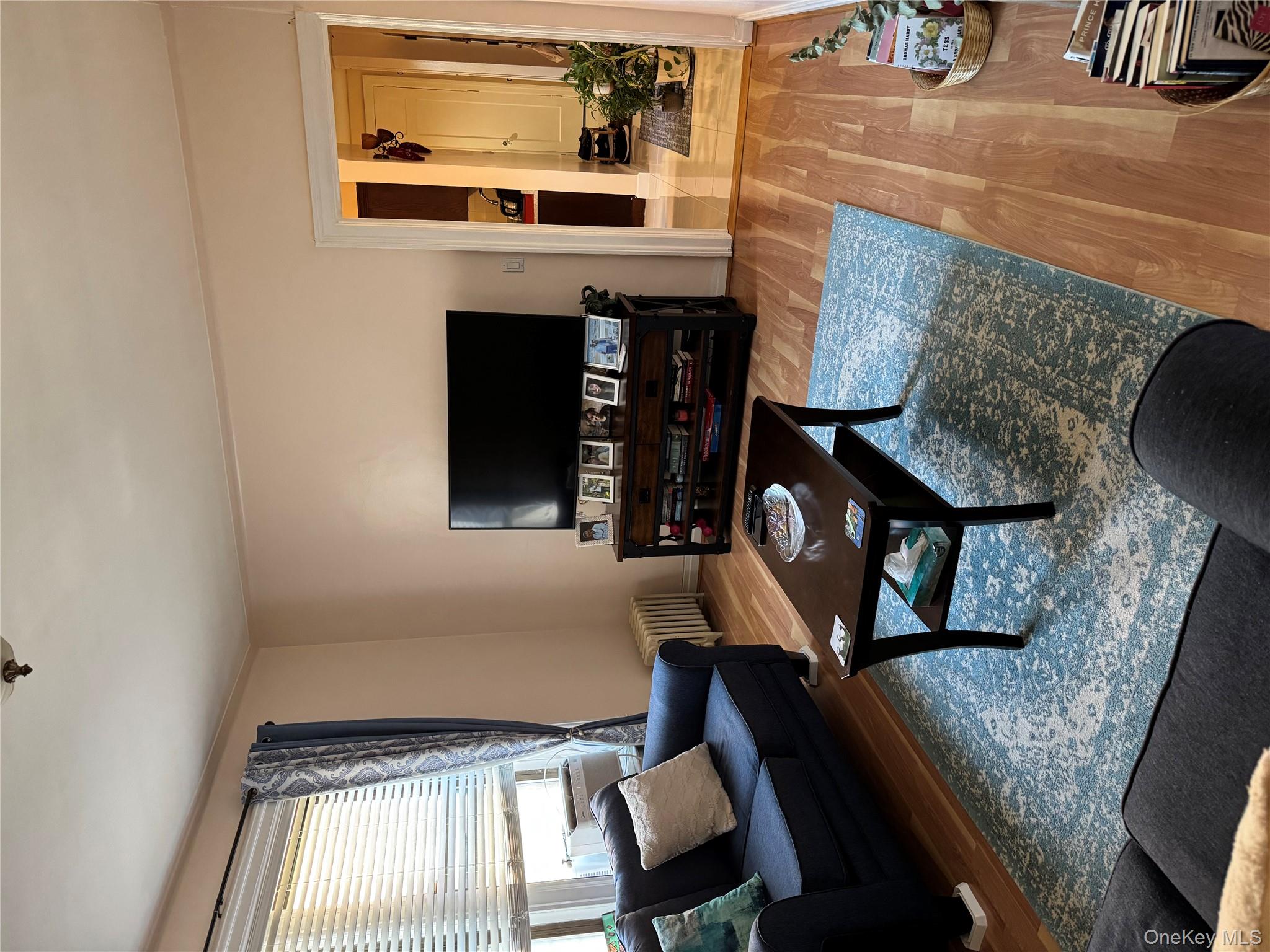 #5 photo, 2922 Barnes Avenue, ブロンクス区 Bronx , NY 10467