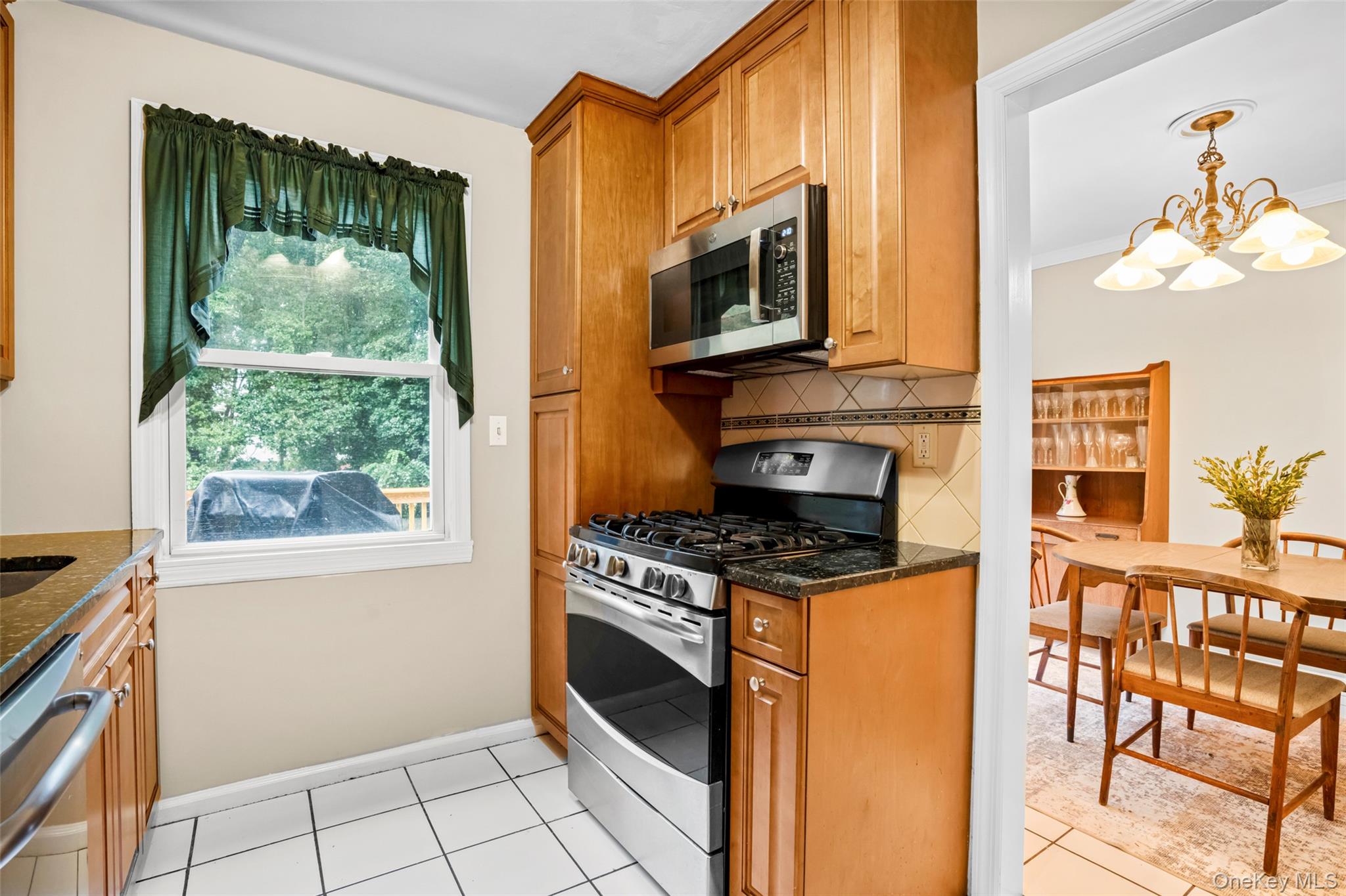 #7 photo, 628 Scarsdale Road, Tuckahoe , NY 10707