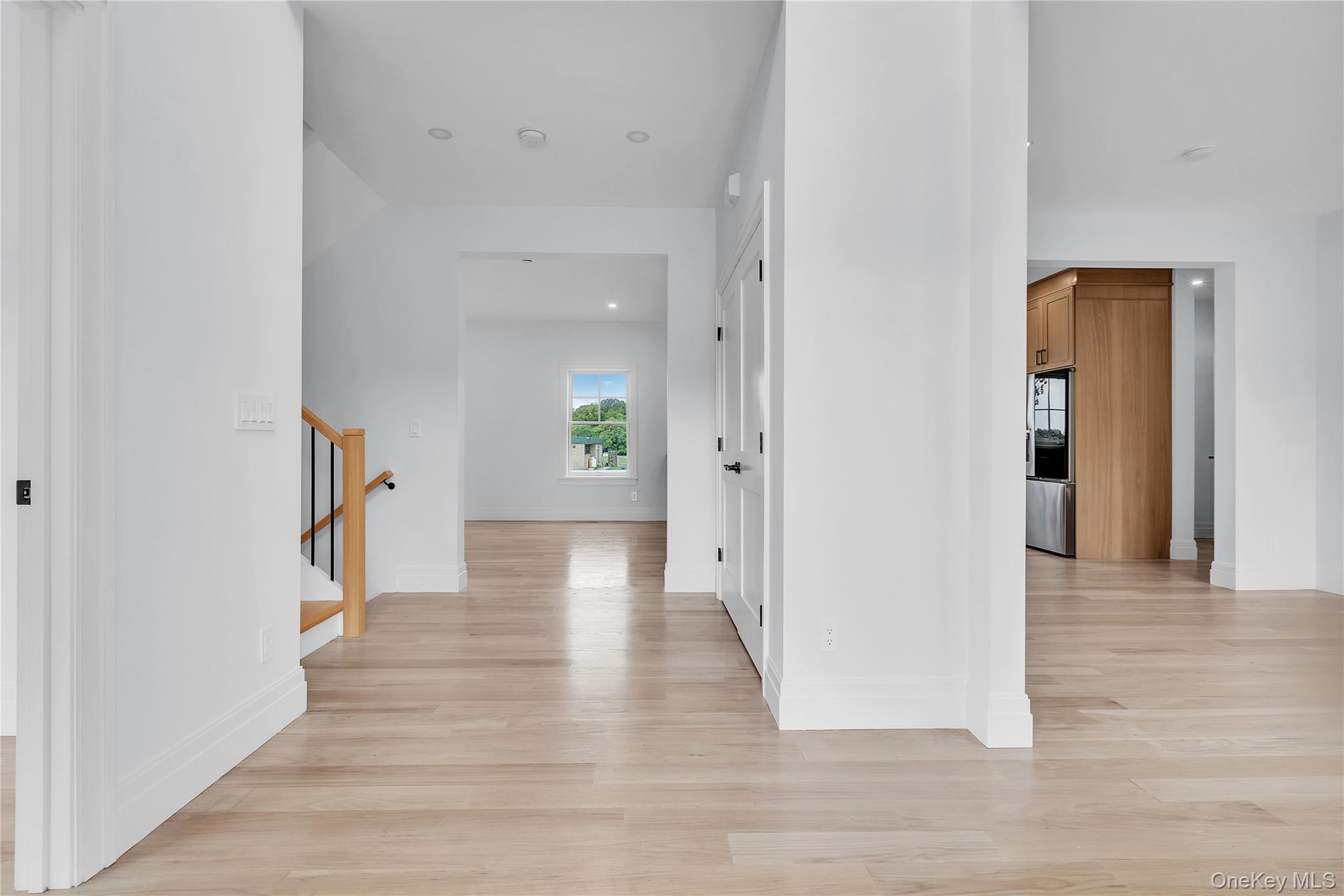 #2 photo, 1726 Tower Court, Mohegan Lake , NY 10547