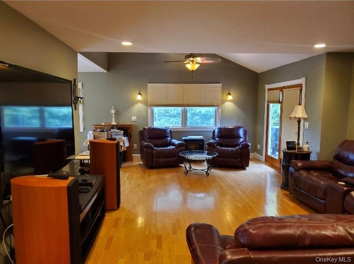 #10 photo, 176 Avondale Drive, Centereach , NY 11720