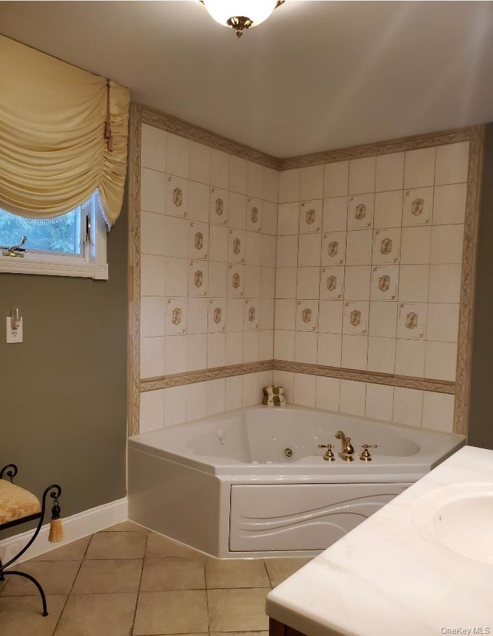 #17 photo, 176 Avondale Drive, Centereach , NY 11720