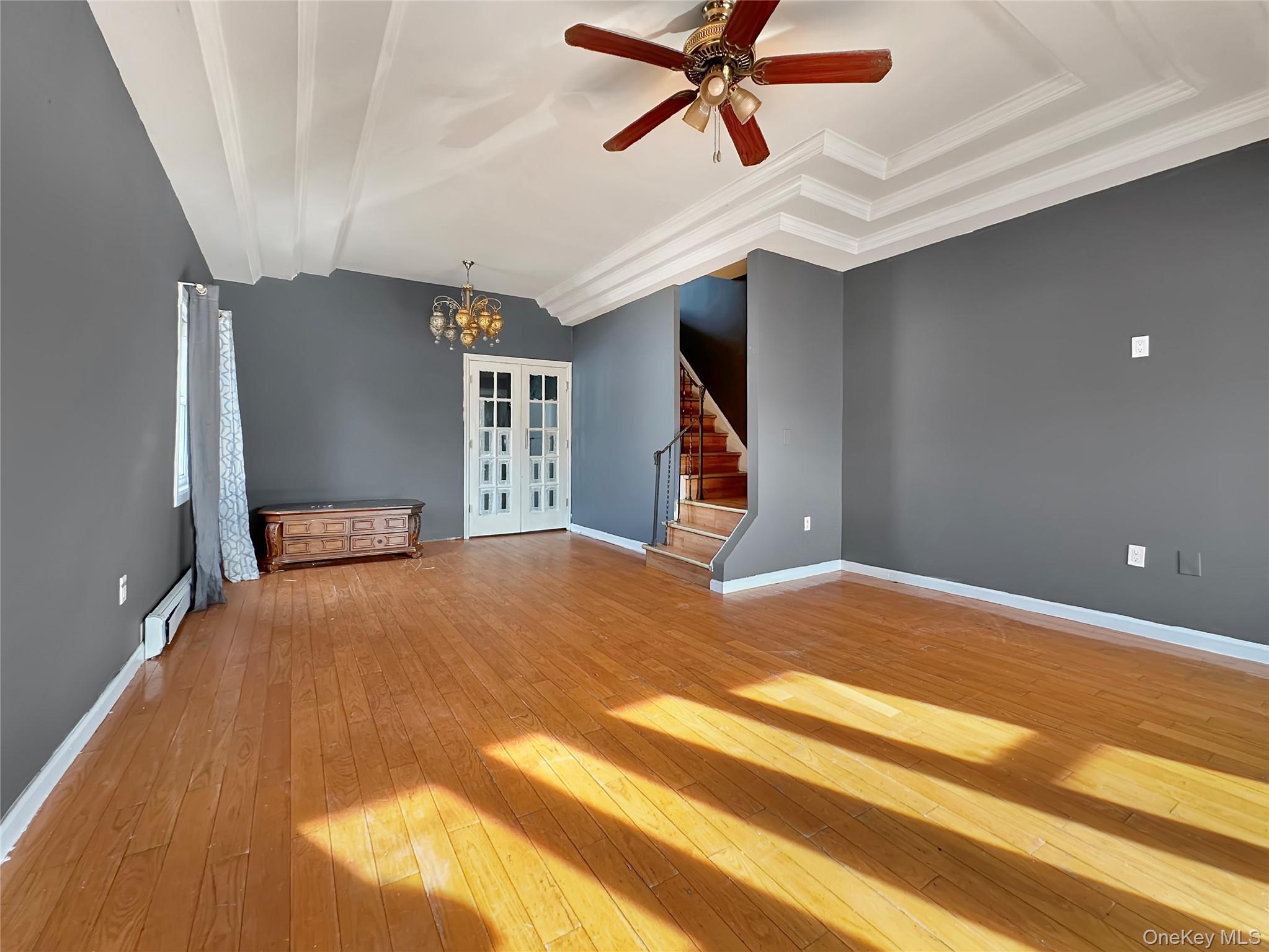 #2 photo, 91 Elzey Avenue, Elmont , NY 11003