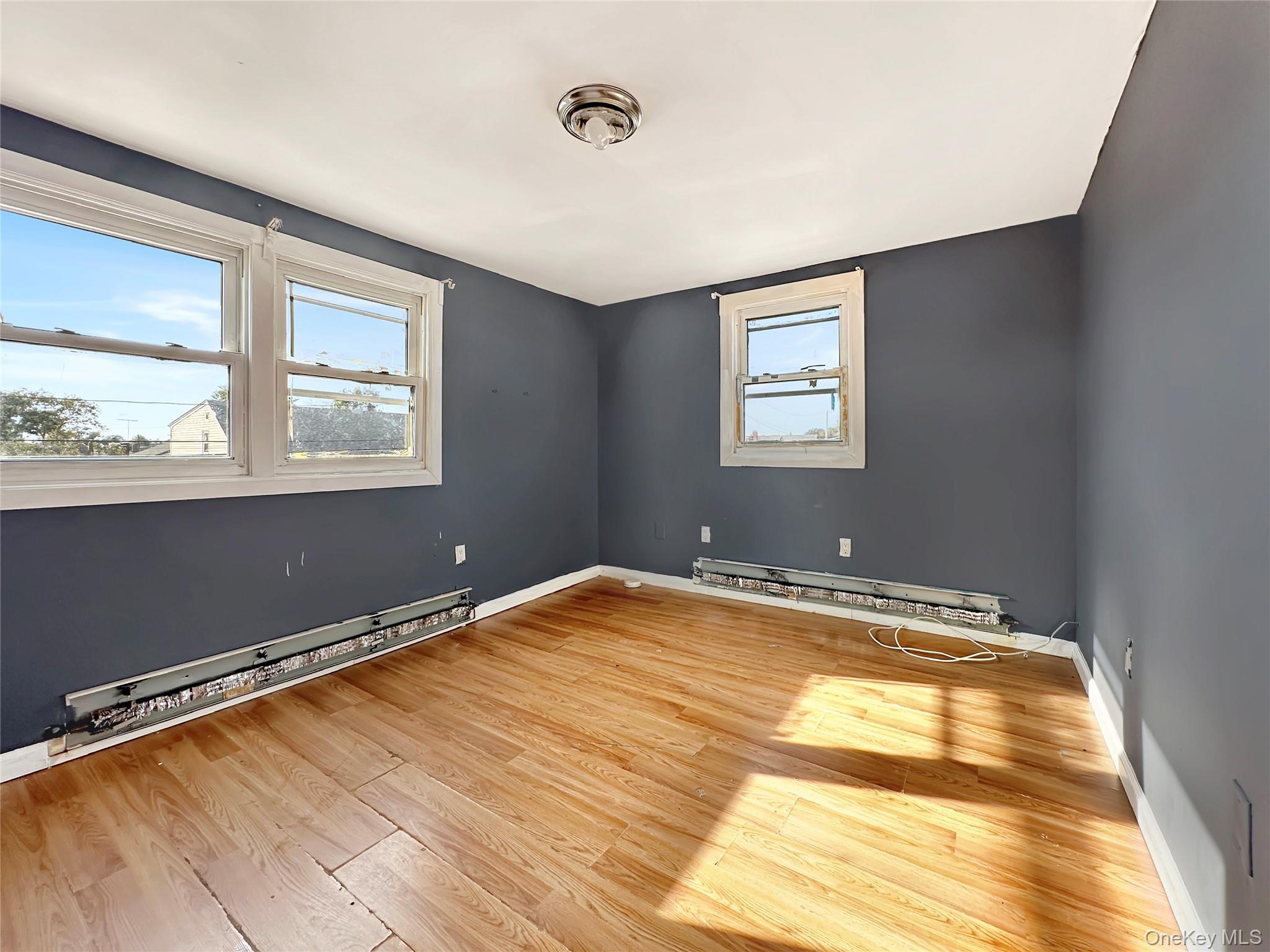 #5 photo, 91 Elzey Avenue, Elmont , NY 11003