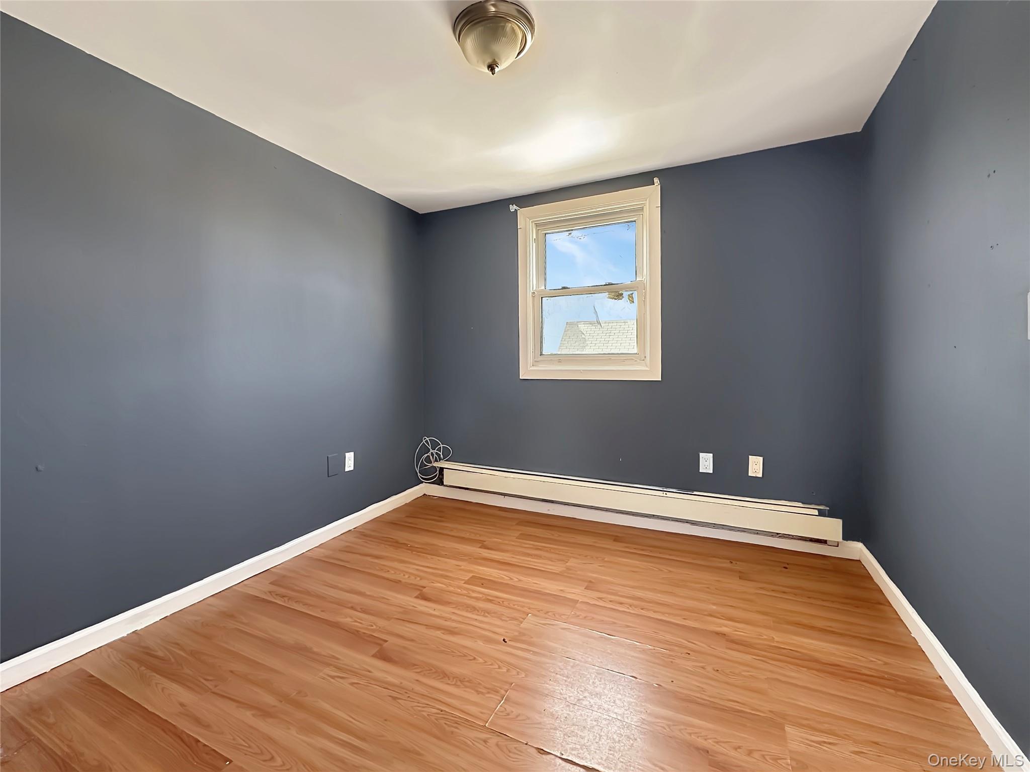 #8 photo, 91 Elzey Avenue, Elmont , NY 11003