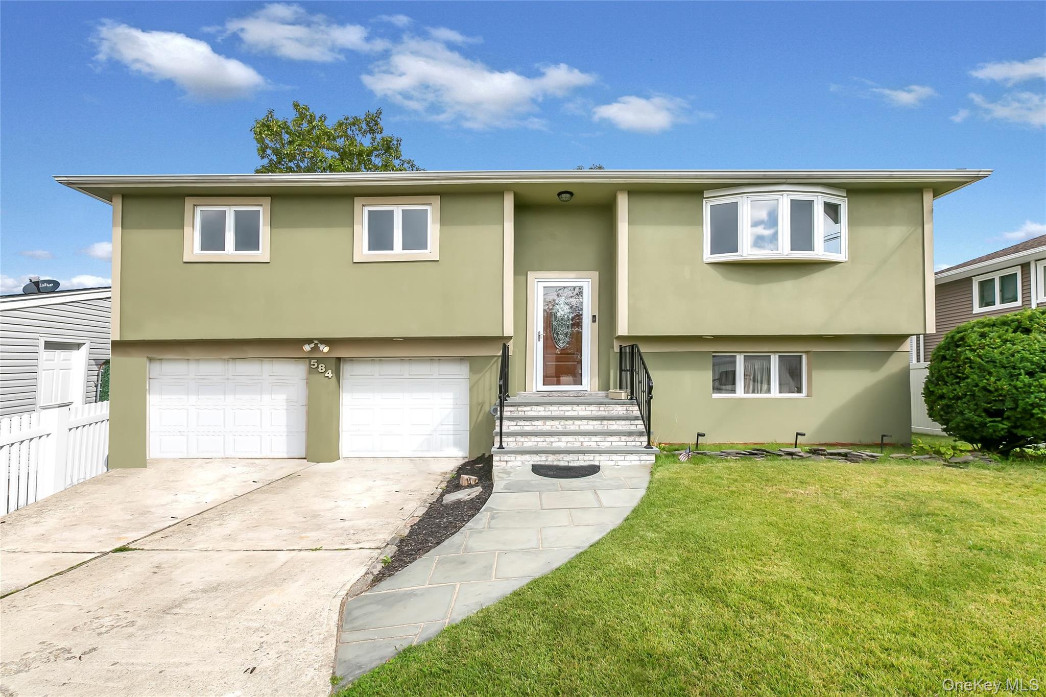 #1 photo, 584 Yale Street, Oceanside , NY 11572