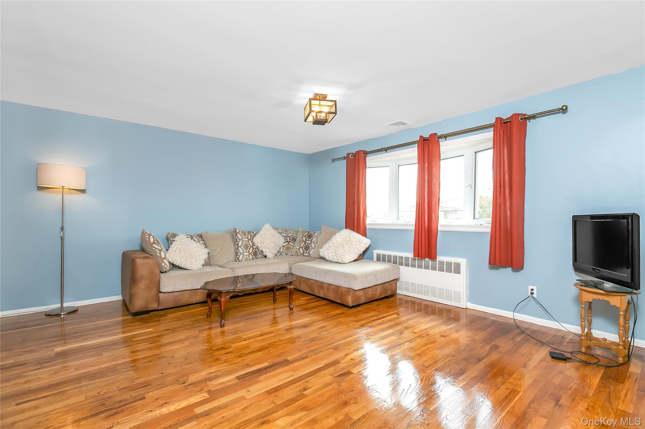 #3 photo, 584 Yale Street, Oceanside , NY 11572