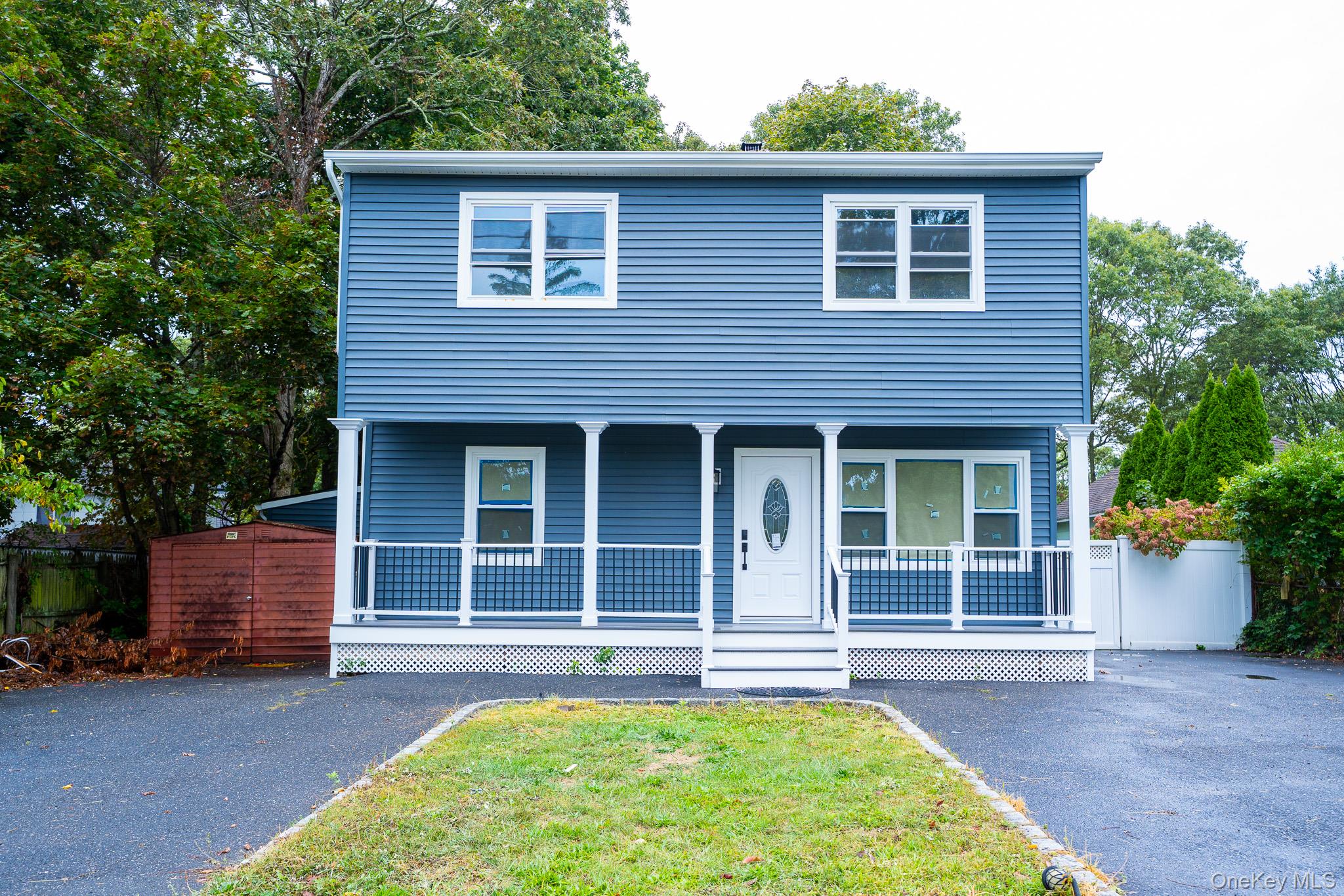 #2 photo, 1264 Broadway Avenue, Holbrook , NY 11741