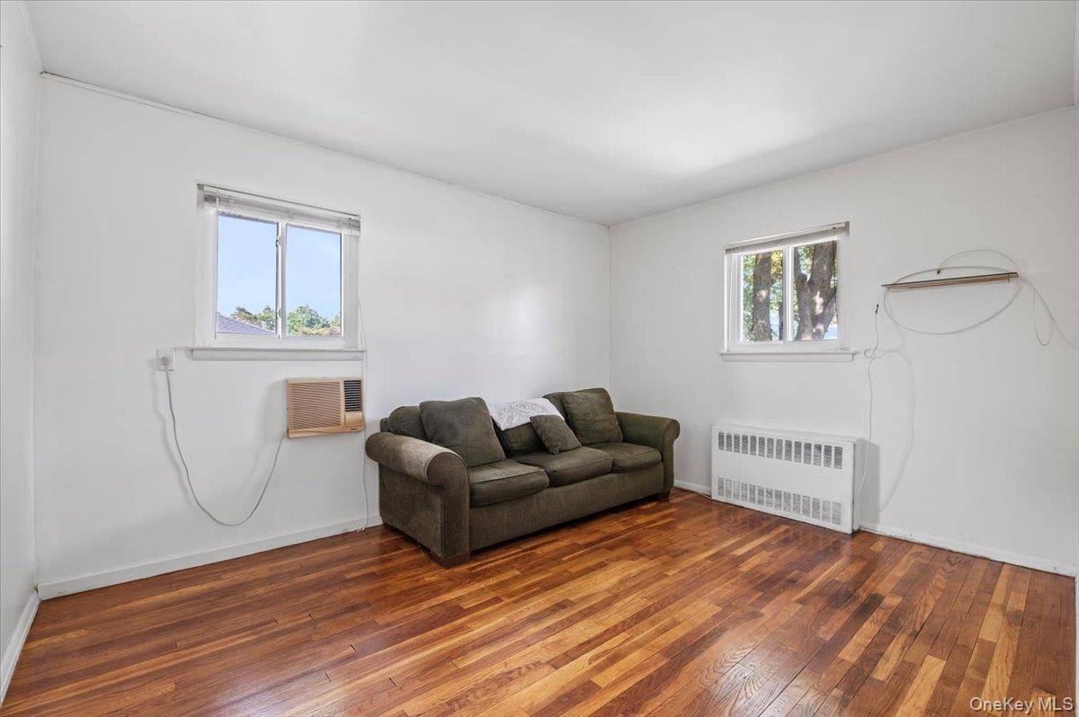 #14 photo, 15 Alma Lane, Plainview , NY 11803