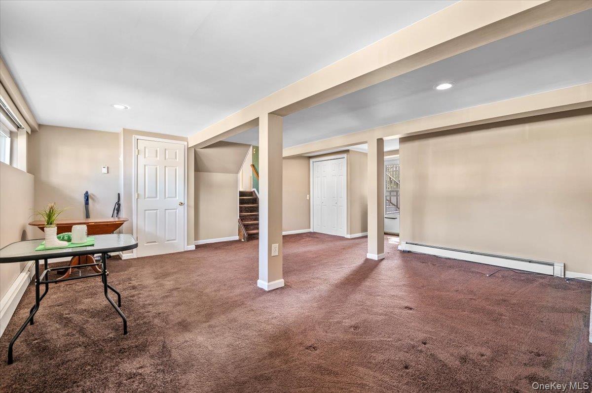 #19 photo, 15 Alma Lane, Plainview , NY 11803