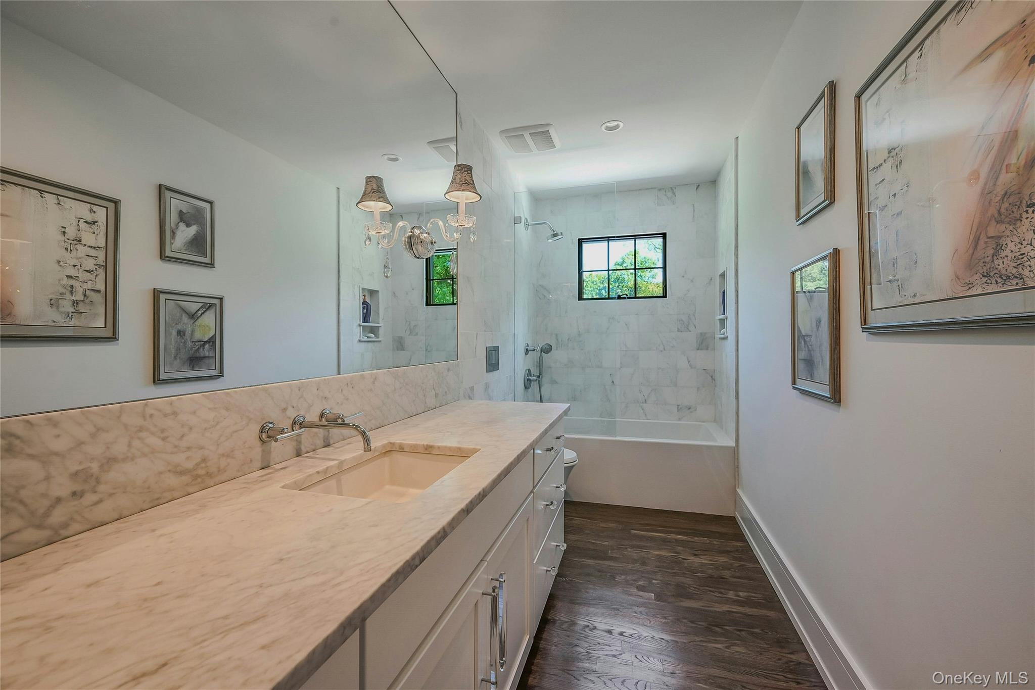 #11 photo, 262 Huntington Bay Road, Huntington Bay , NY 11743