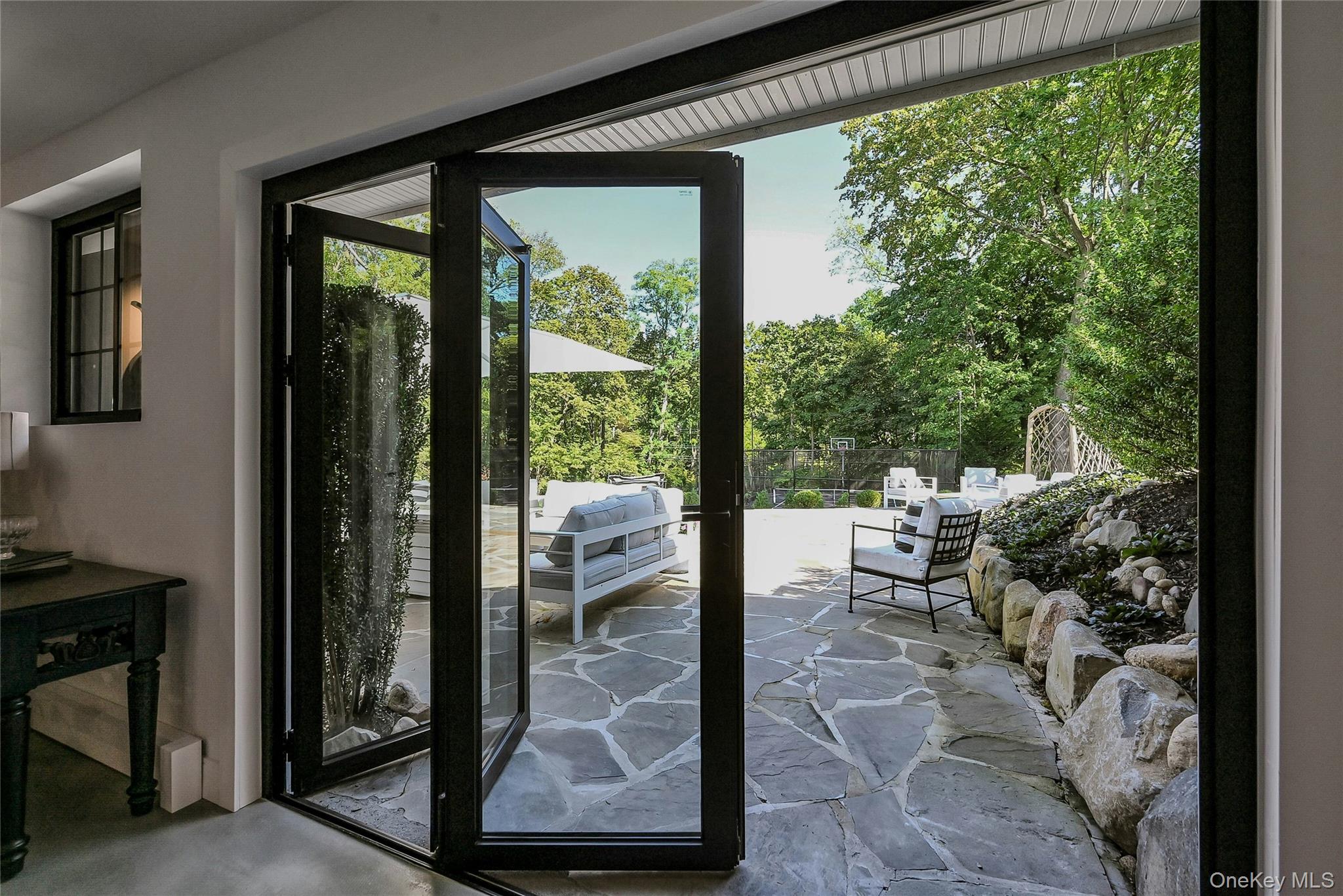 #20 photo, 262 Huntington Bay Road, Huntington Bay , NY 11743