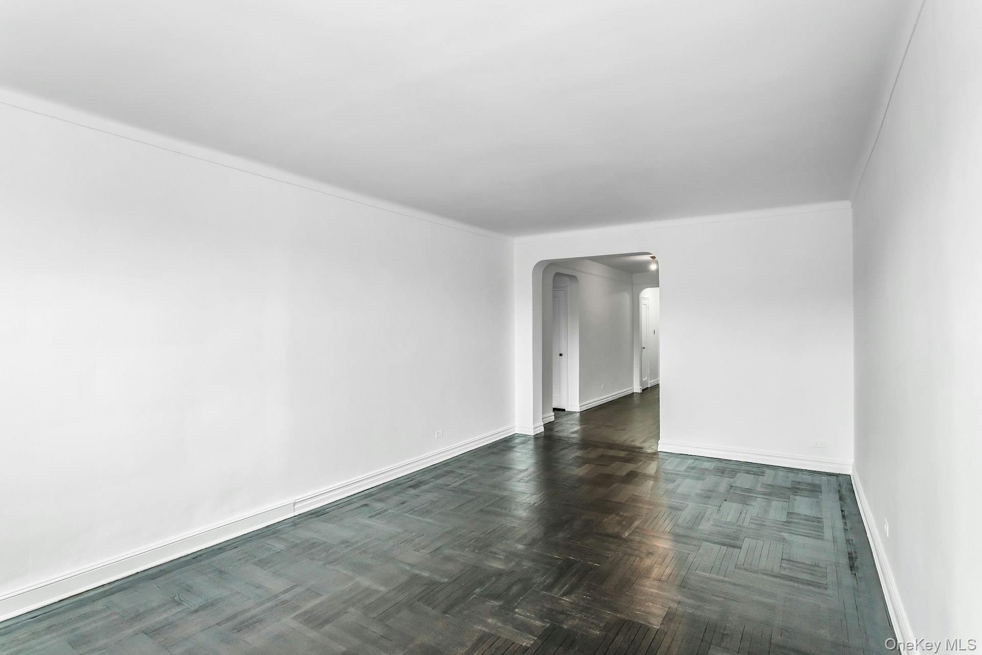 #7 photo, 99-45 67th Road, クイーンズ区 Forest Hills , NY 11375