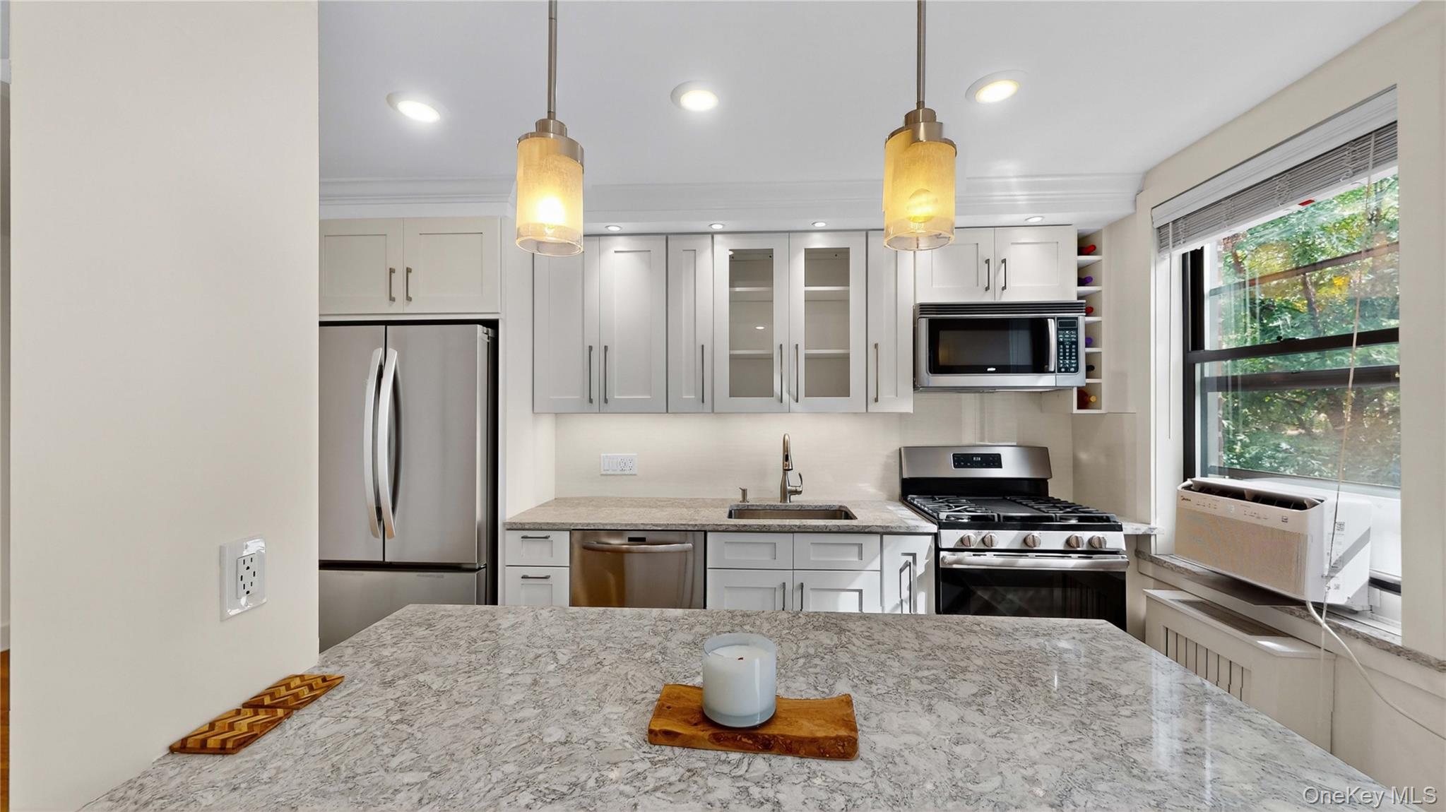 #2 photo, 52-21 39th Road, クイーンズ区 Woodside , NY 11377