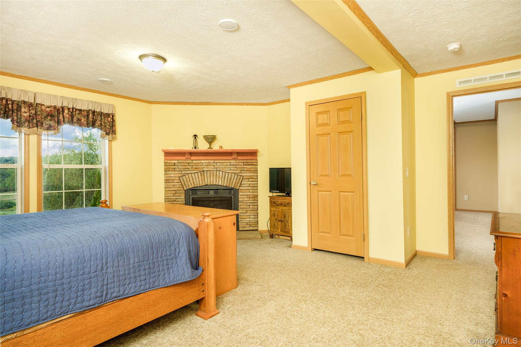 #13 photo, 936 Potter Mountain Road, Gilboa , NY 12076