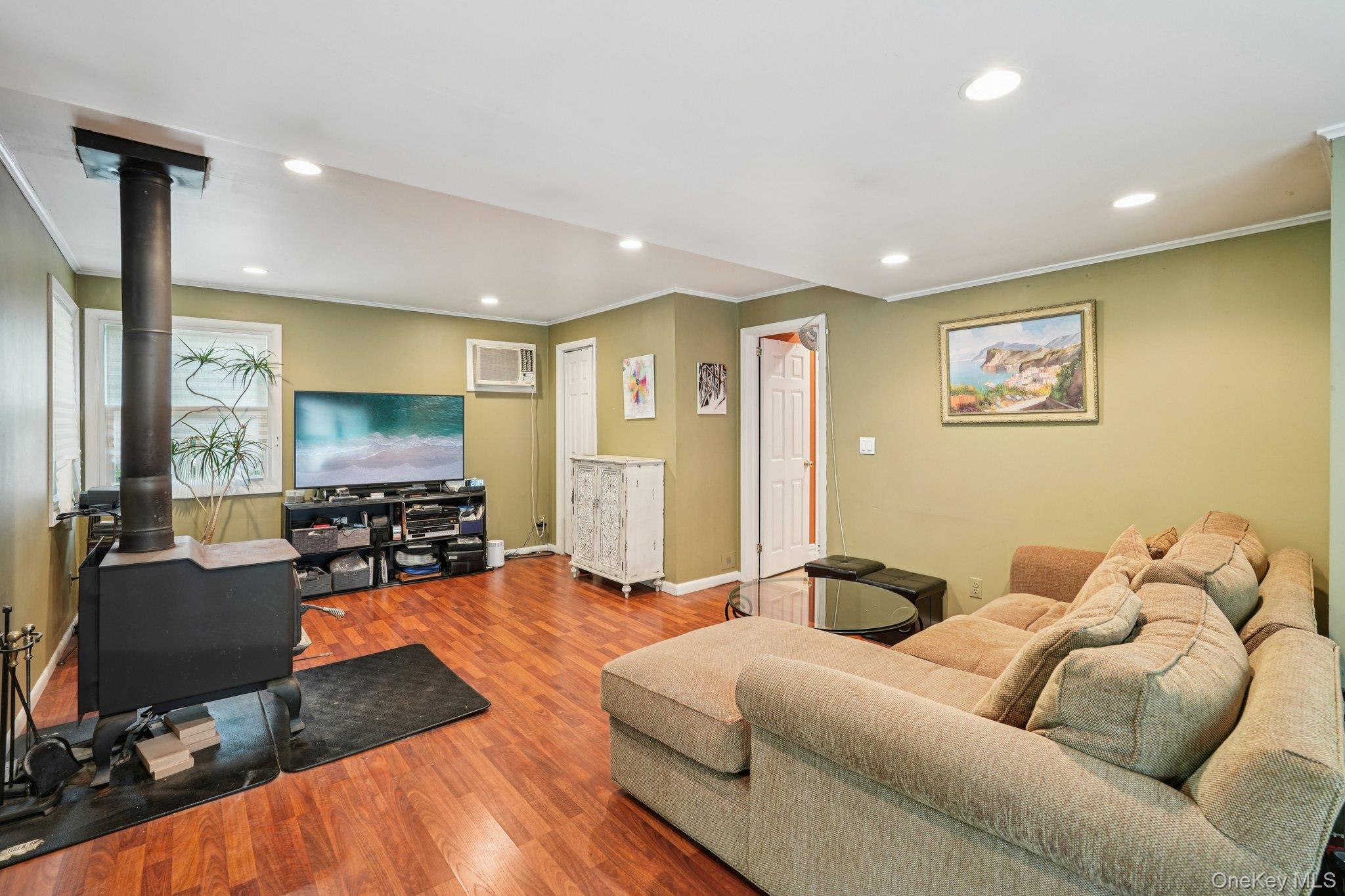 #20 photo, 74 E Maple Avenue, Suffern , NY 10901