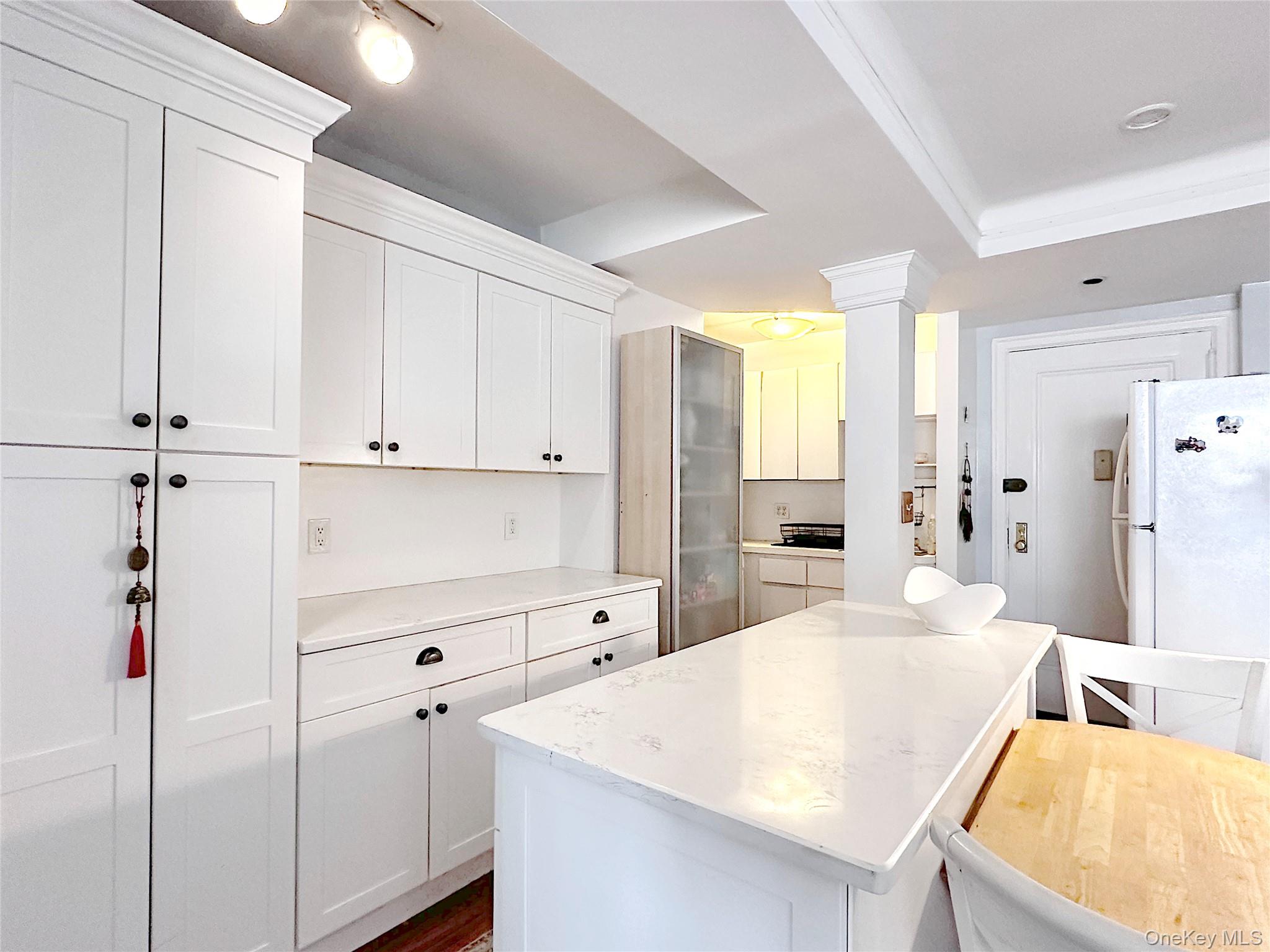 #4 photo, 17 N Chatsworth Avenue, Larchmont , NY 10538