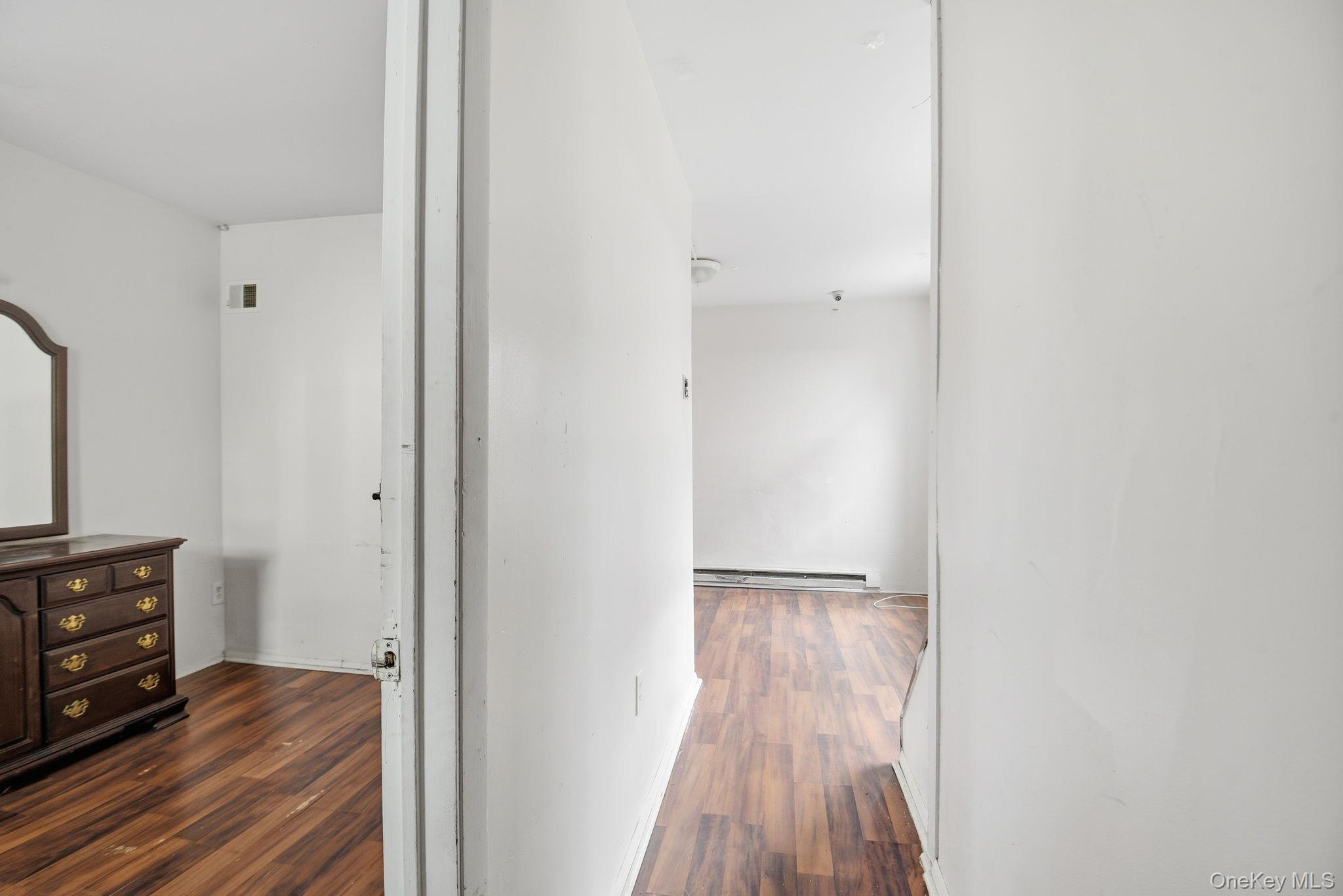 #12 photo, 130 Johnston Street, Newburgh , NY 12550