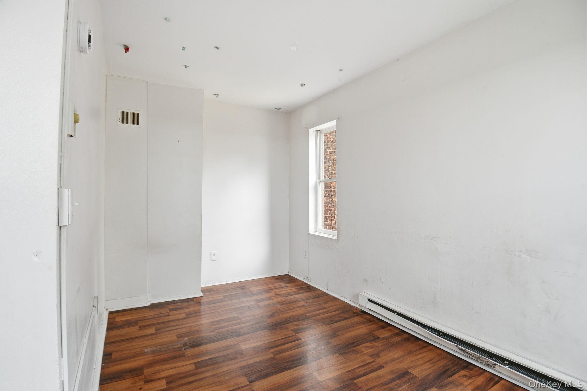 #15 photo, 130 Johnston Street, Newburgh , NY 12550