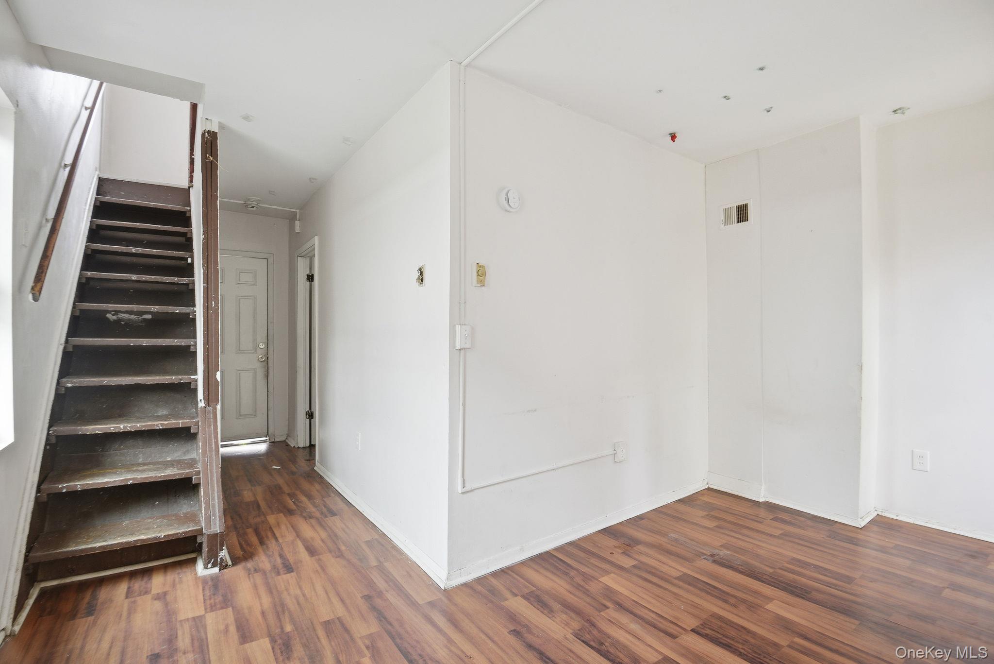 #4 photo, 130 Johnston Street, Newburgh , NY 12550