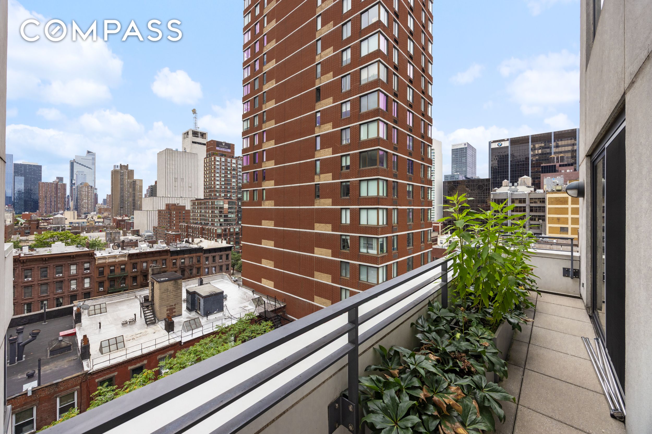 #11 photo, 462 W 58th Street, マンハッタン Hell's Kitchen , NY 10019