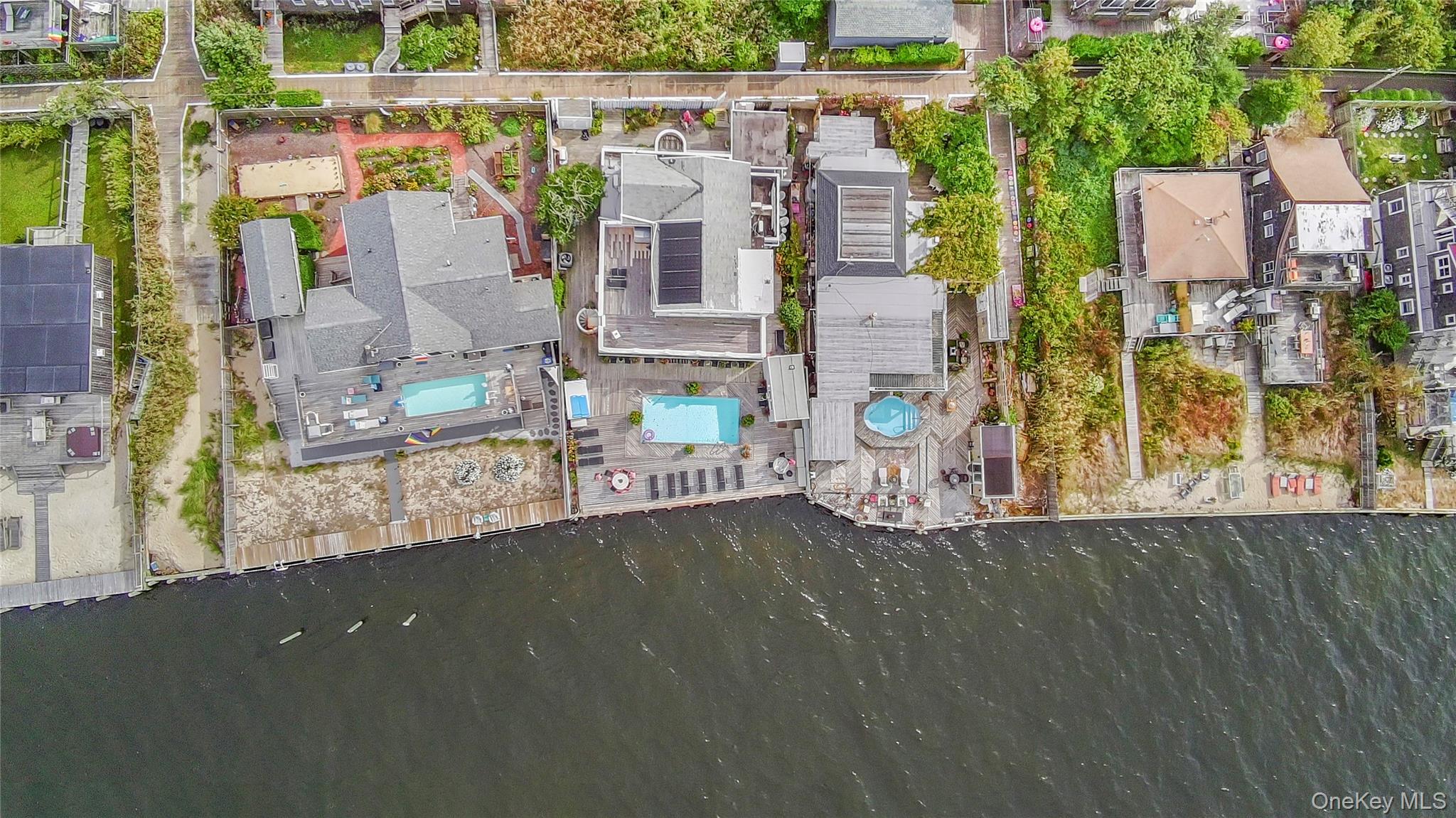 #3 photo, 115 Bayview Walk, サフォーク郡 Cherry Grove , NY 11782