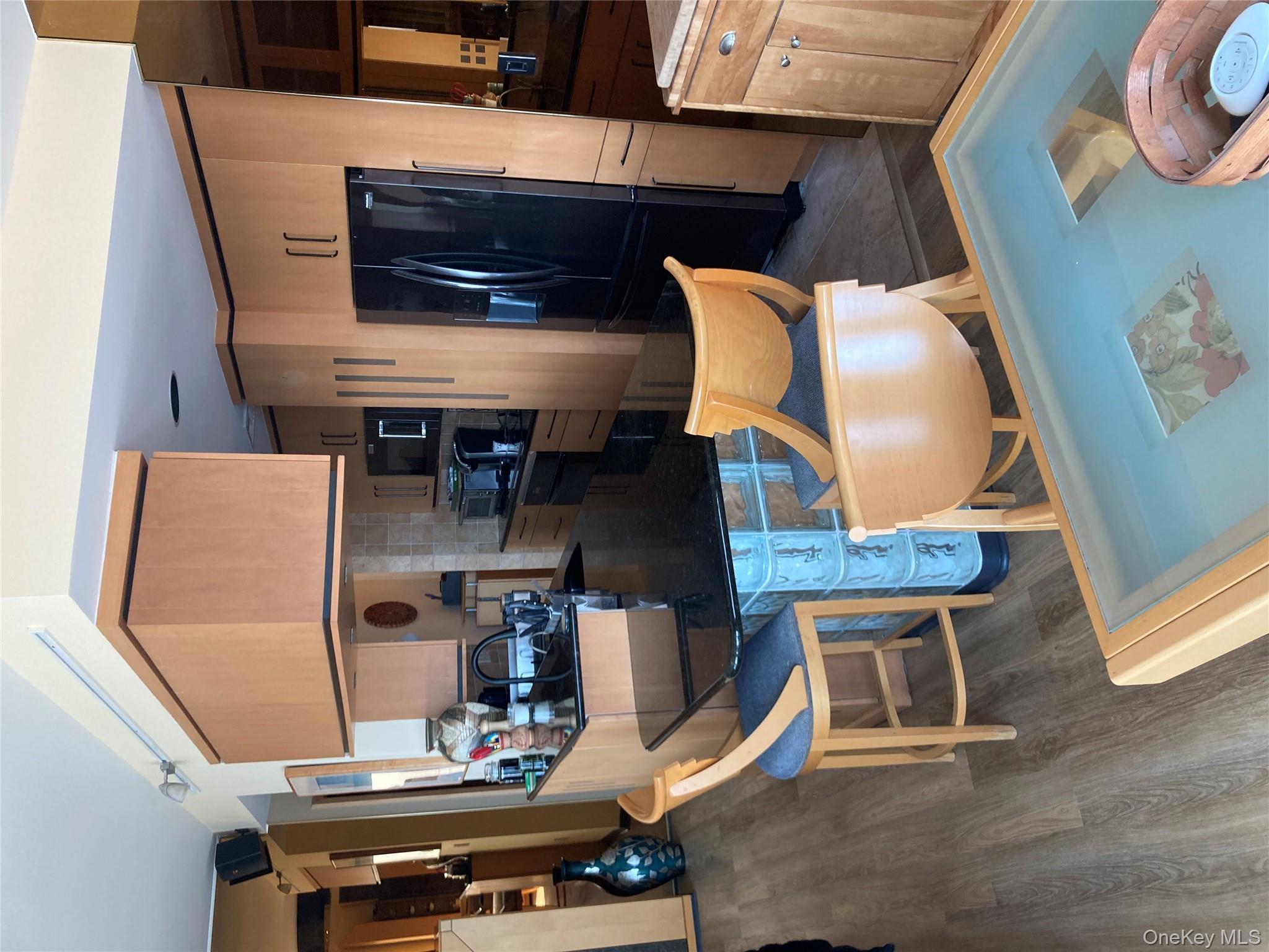 #10 photo, 780 W Broadway, ナッソー郡 Long Beach , NY 11561