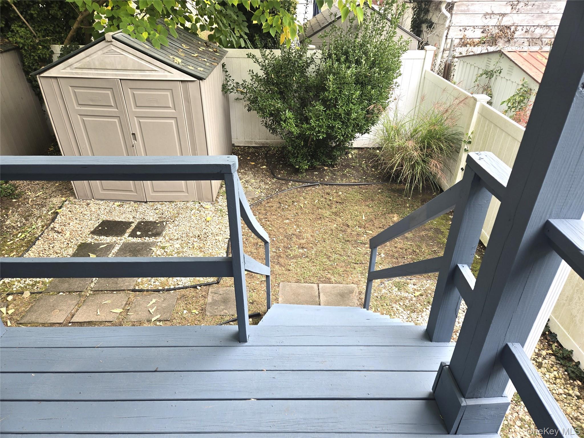 #19 photo, 90 Firwood Road, Port Washington , NY 11050