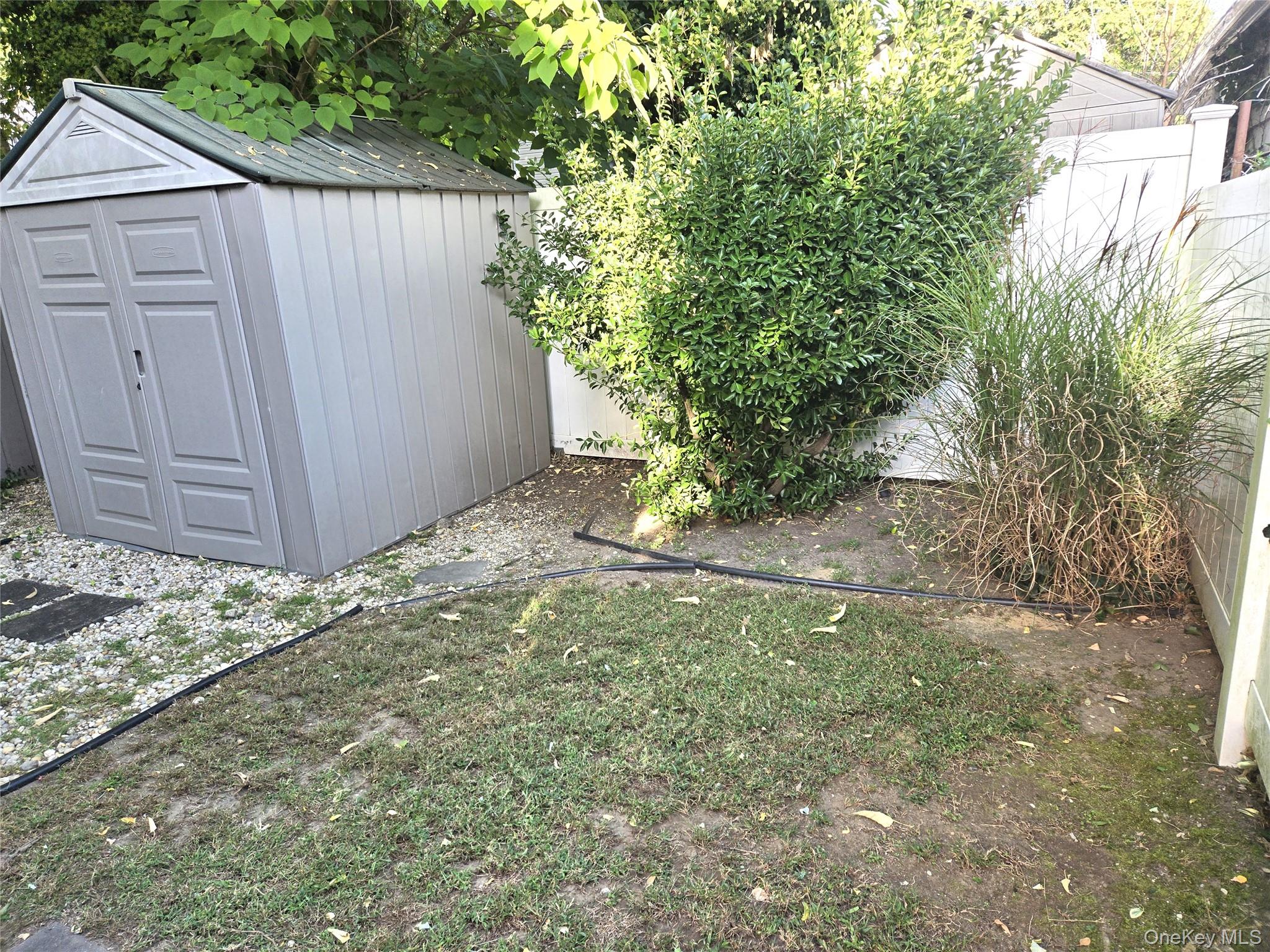 #20 photo, 90 Firwood Road, Port Washington , NY 11050