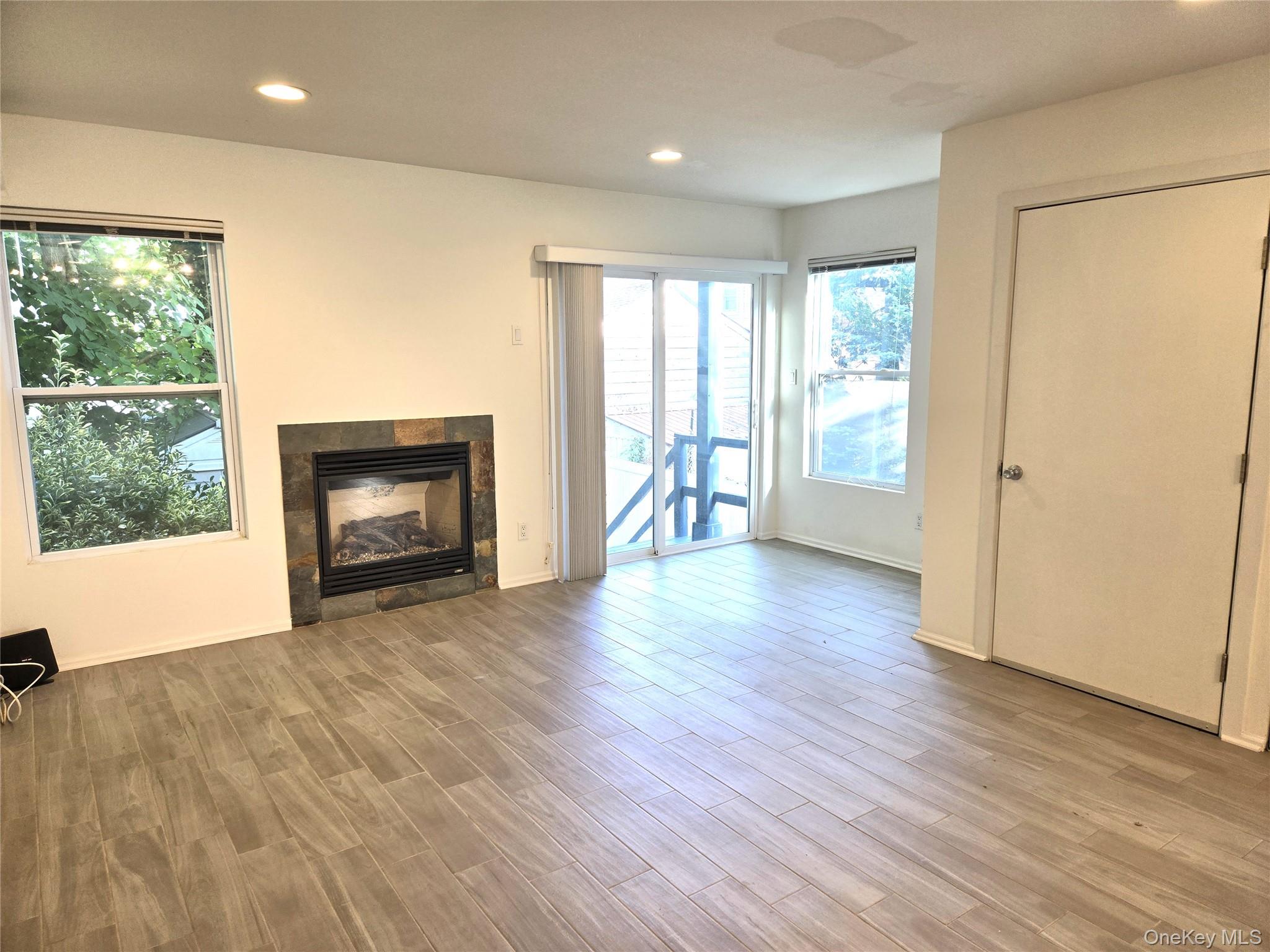 #8 photo, 90 Firwood Road, Port Washington , NY 11050