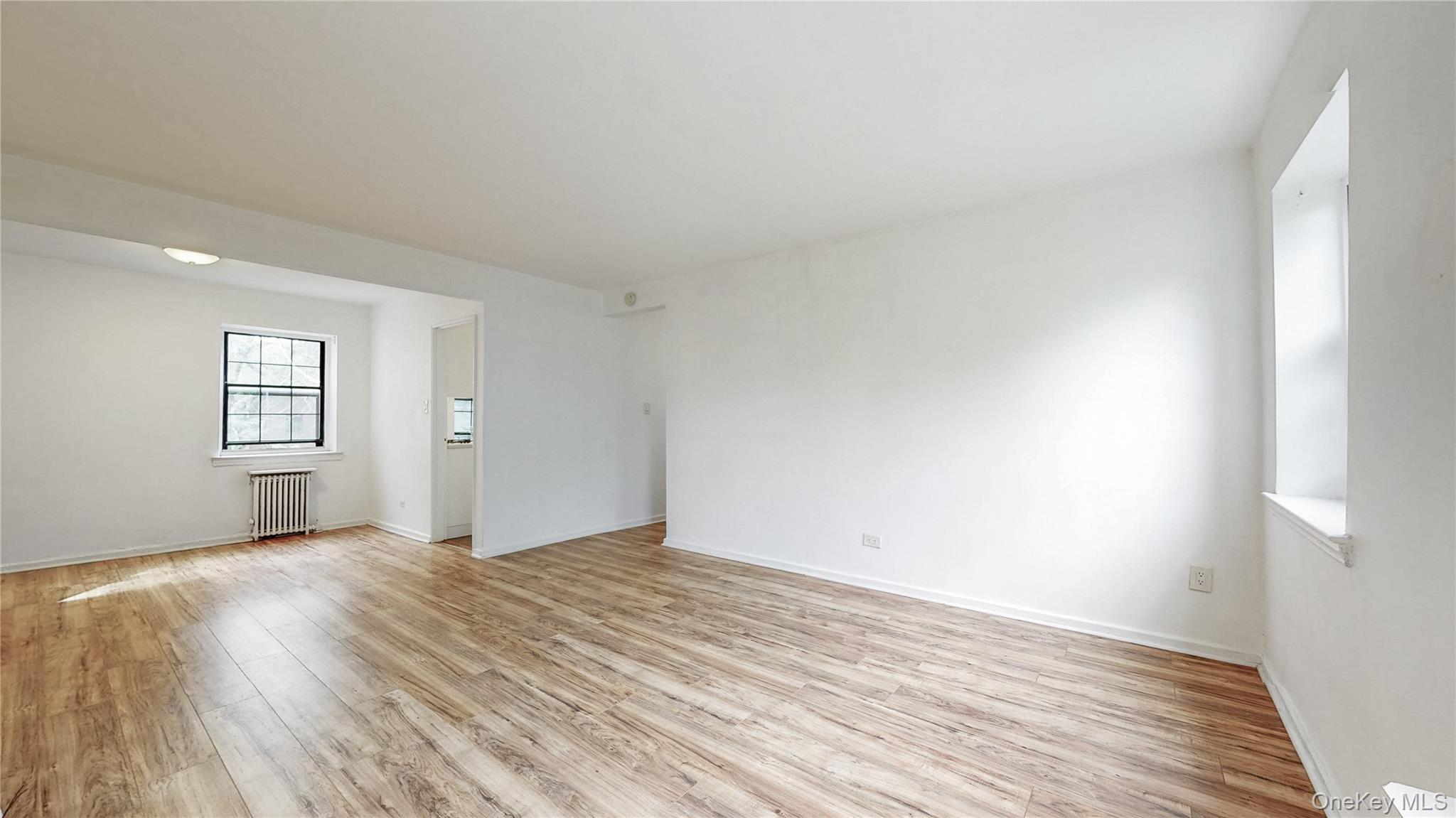 #13 photo, 144-30 78th Road, クイーンズ区 Flushing , NY 11367