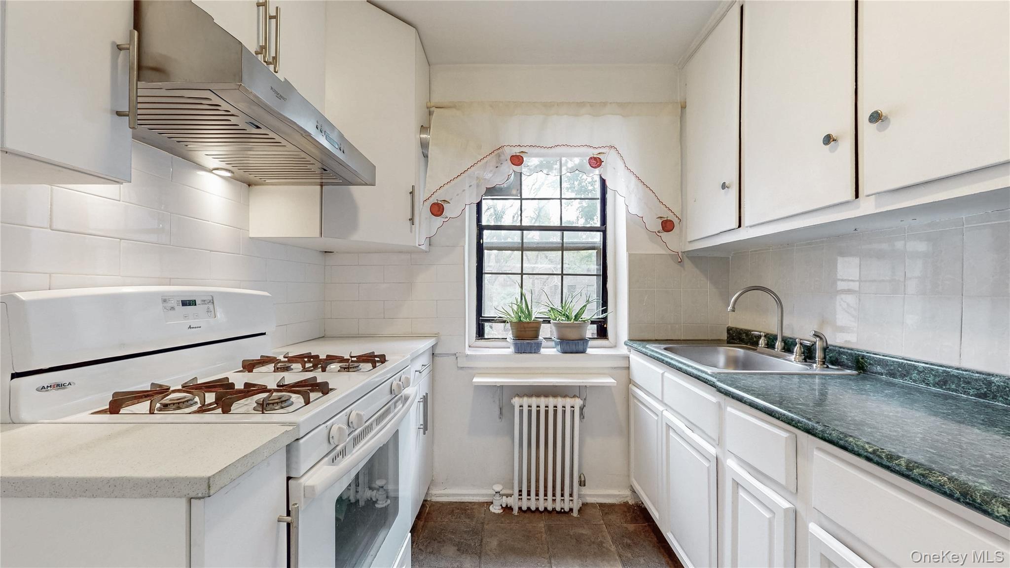 #7 photo, 144-30 78th Road, クイーンズ区 Flushing , NY 11367