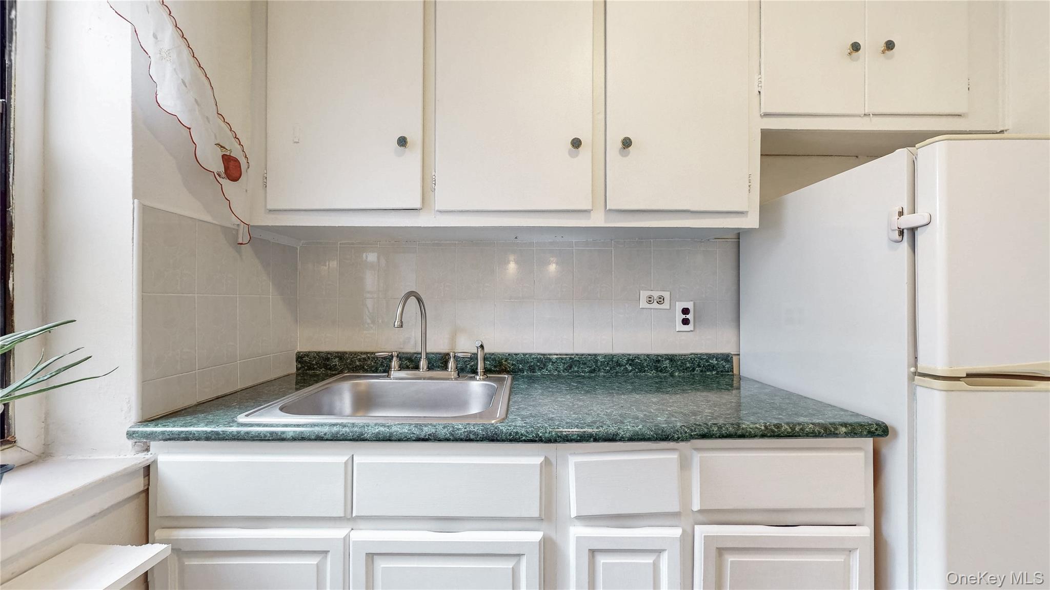 #9 photo, 144-30 78th Road, クイーンズ区 Flushing , NY 11367