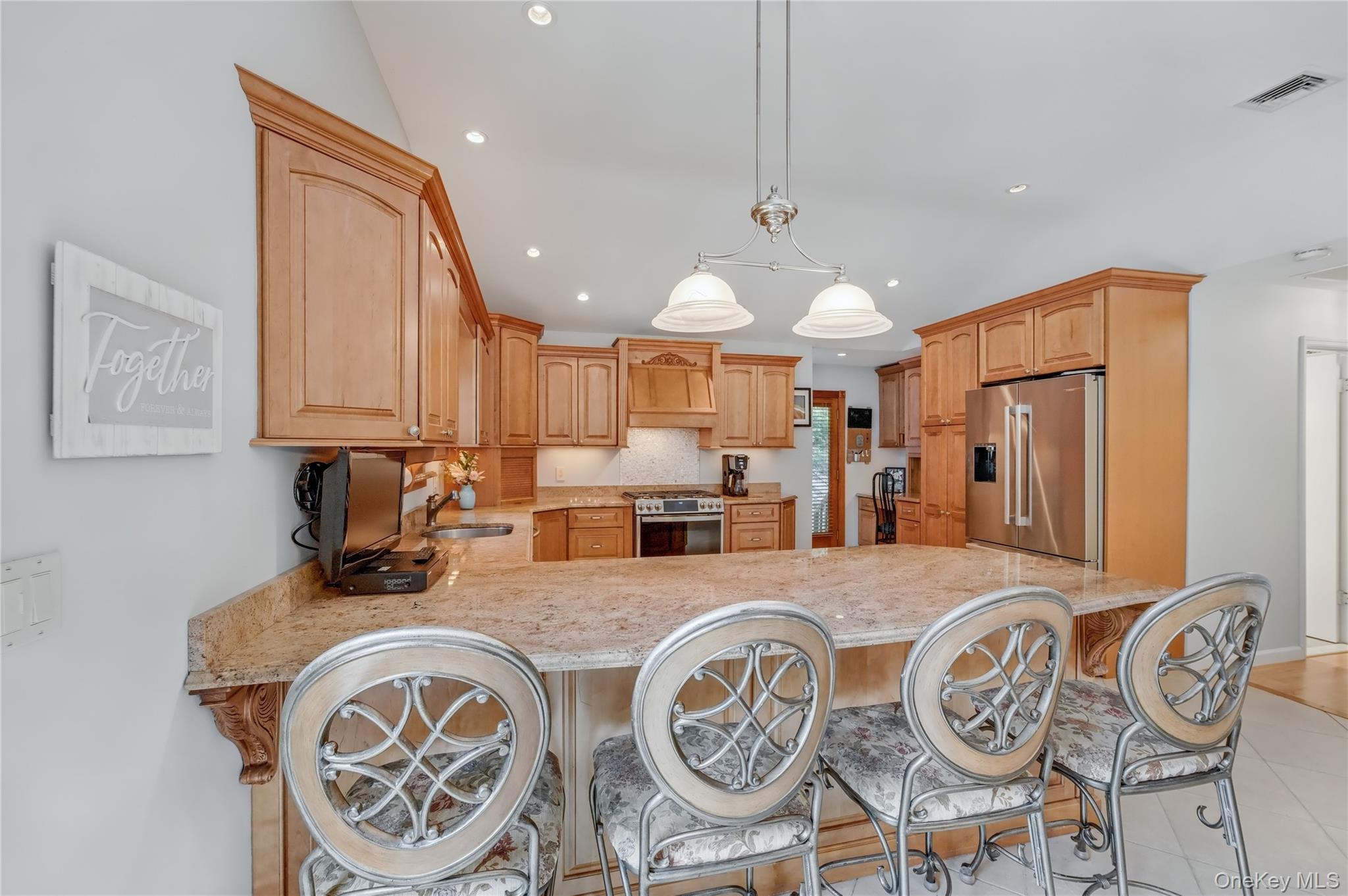 #12 photo, 3 Feather Lane, Commack , NY 11725