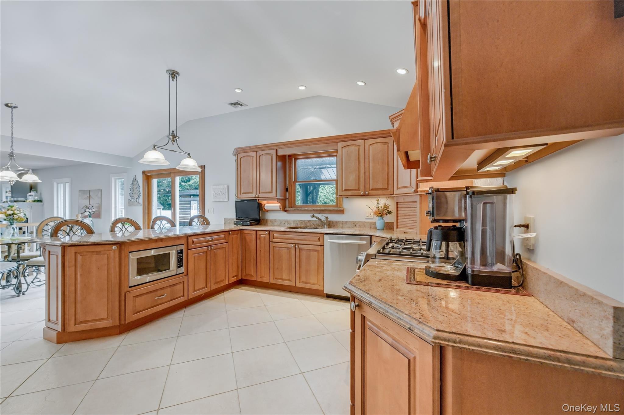 #13 photo, 3 Feather Lane, Commack , NY 11725