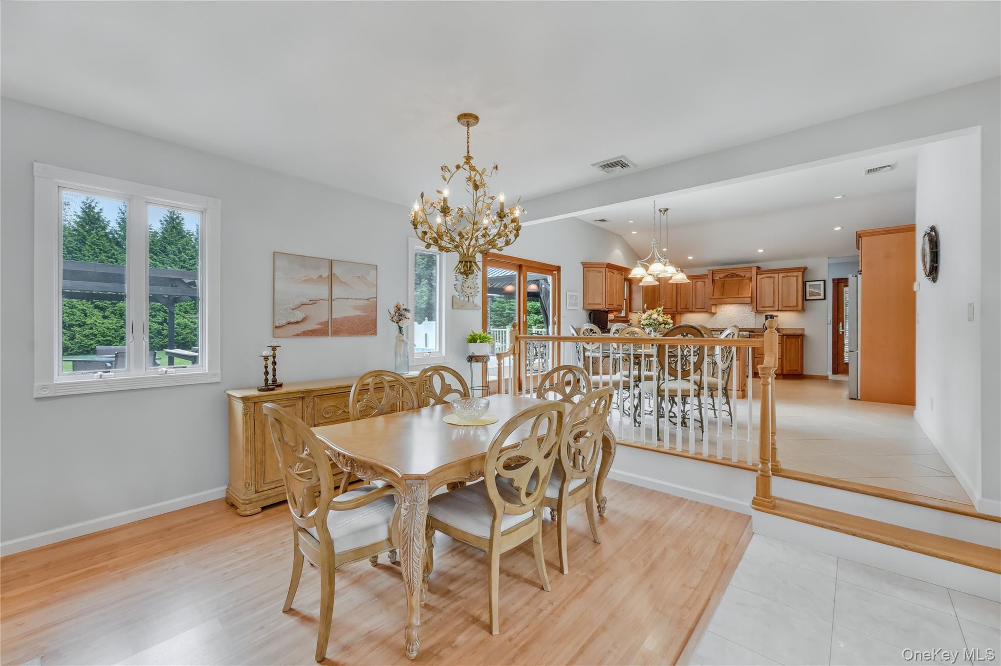 #9 photo, 3 Feather Lane, Commack , NY 11725