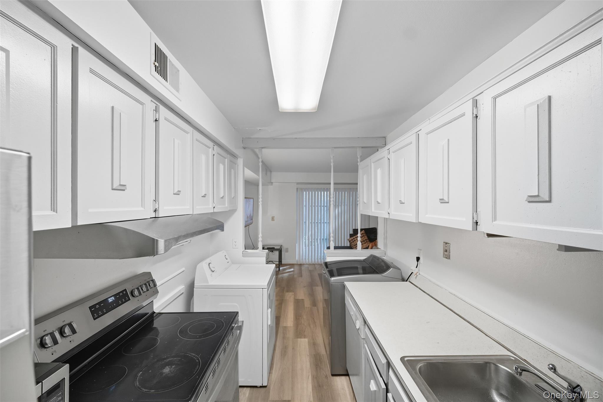 #6 photo, 24 Wooded Way, サフォーク郡 Calverton , NY 11933