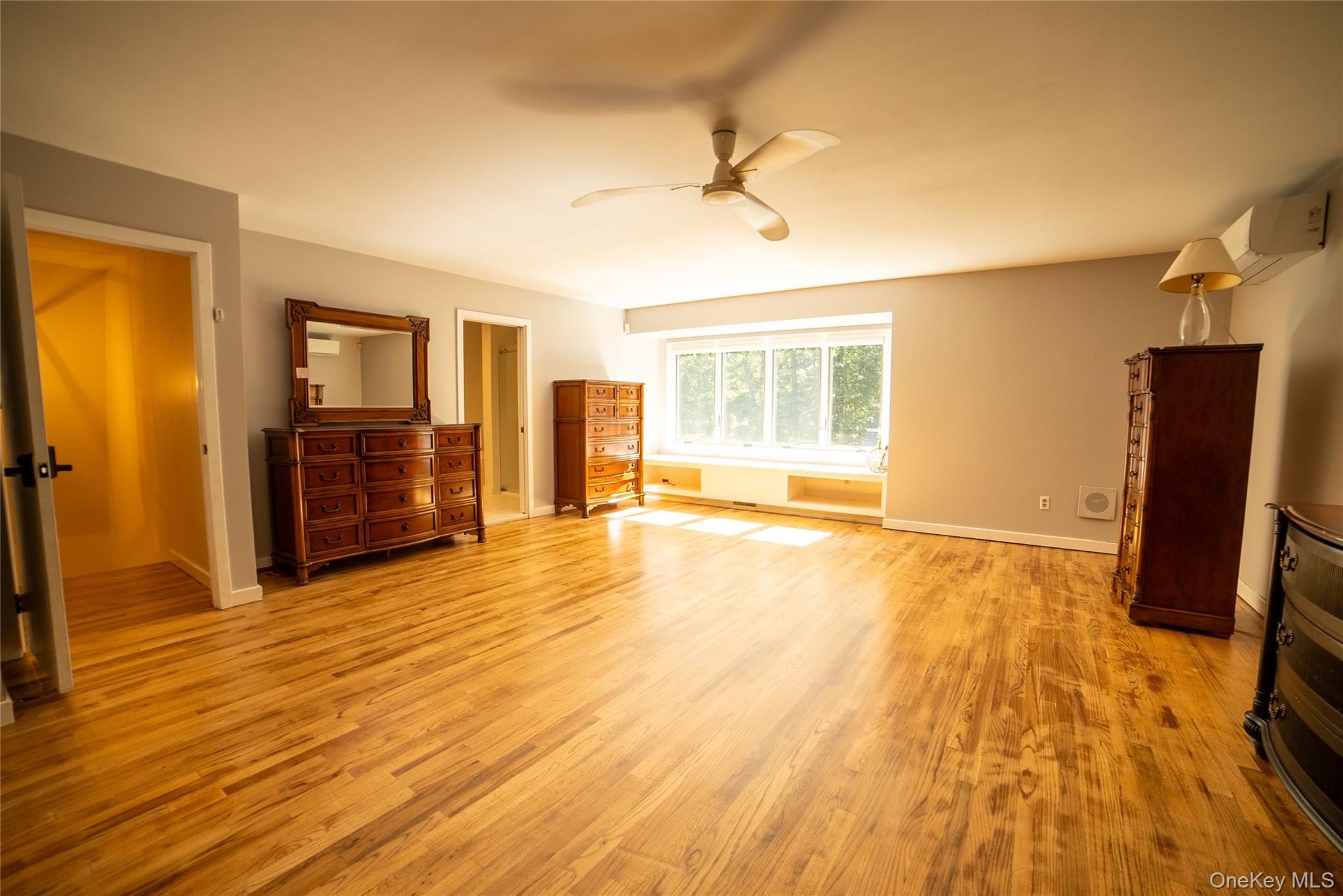 #11 photo, 704 Short Beach Road, Nissequogue , NY 11780