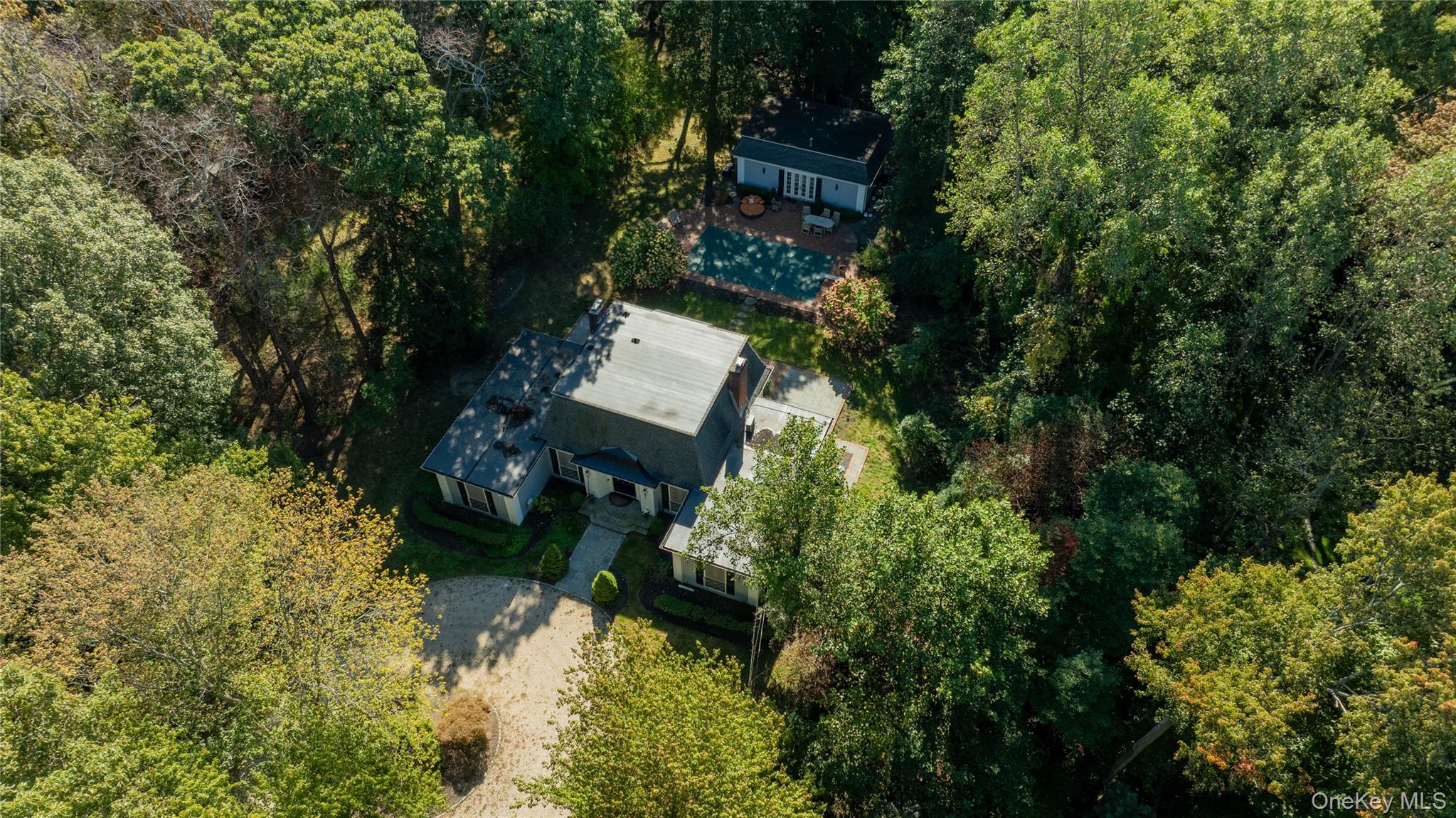 #2 photo, 704 Short Beach Road, Nissequogue , NY 11780