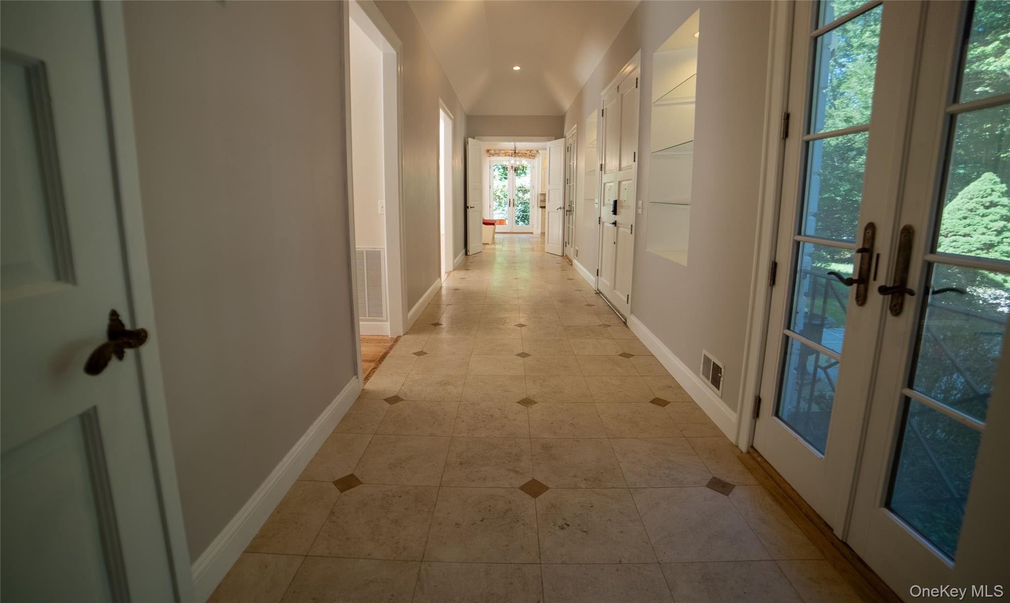 #3 photo, 704 Short Beach Road, Nissequogue , NY 11780