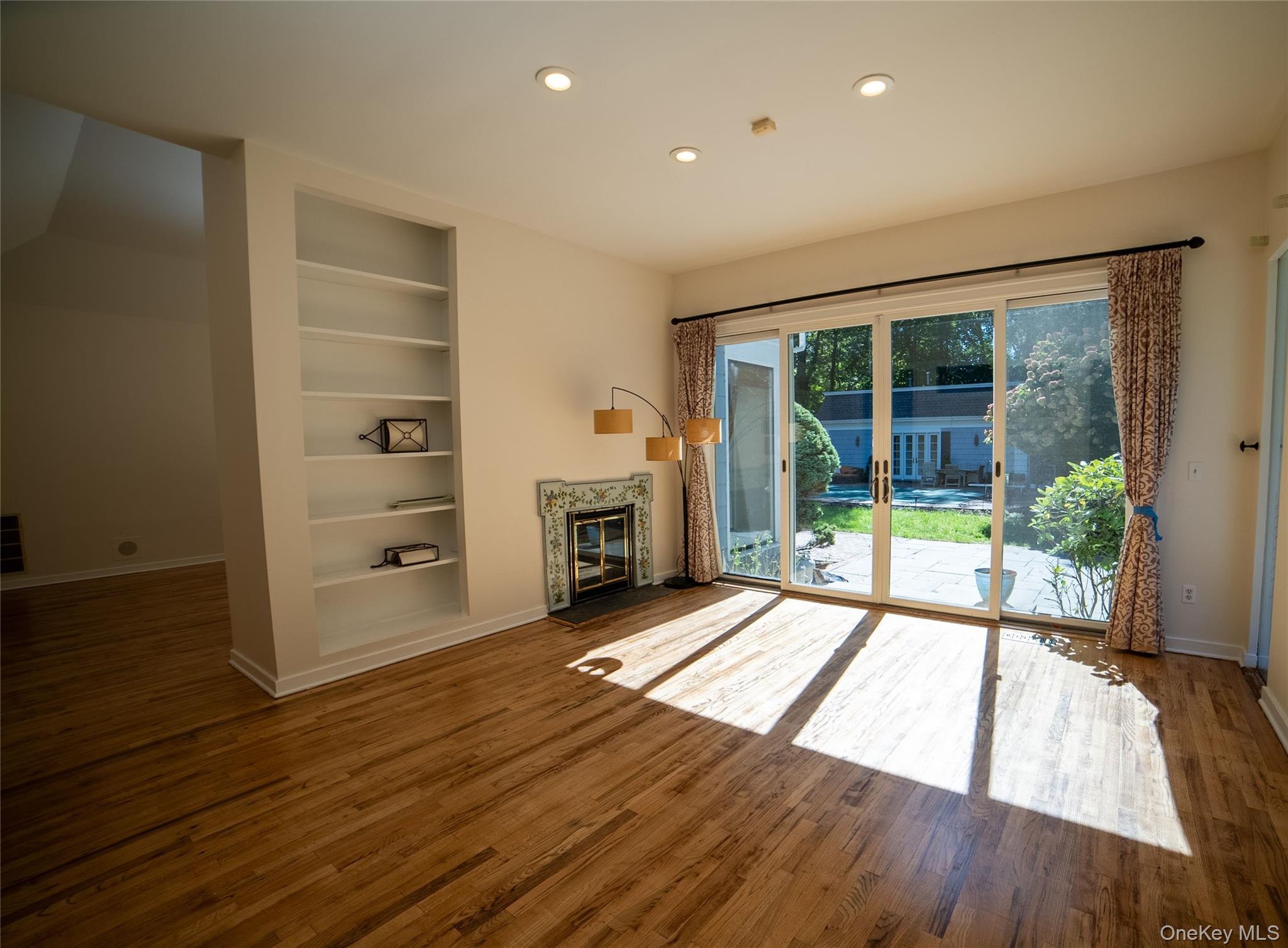 #5 photo, 704 Short Beach Road, Nissequogue , NY 11780